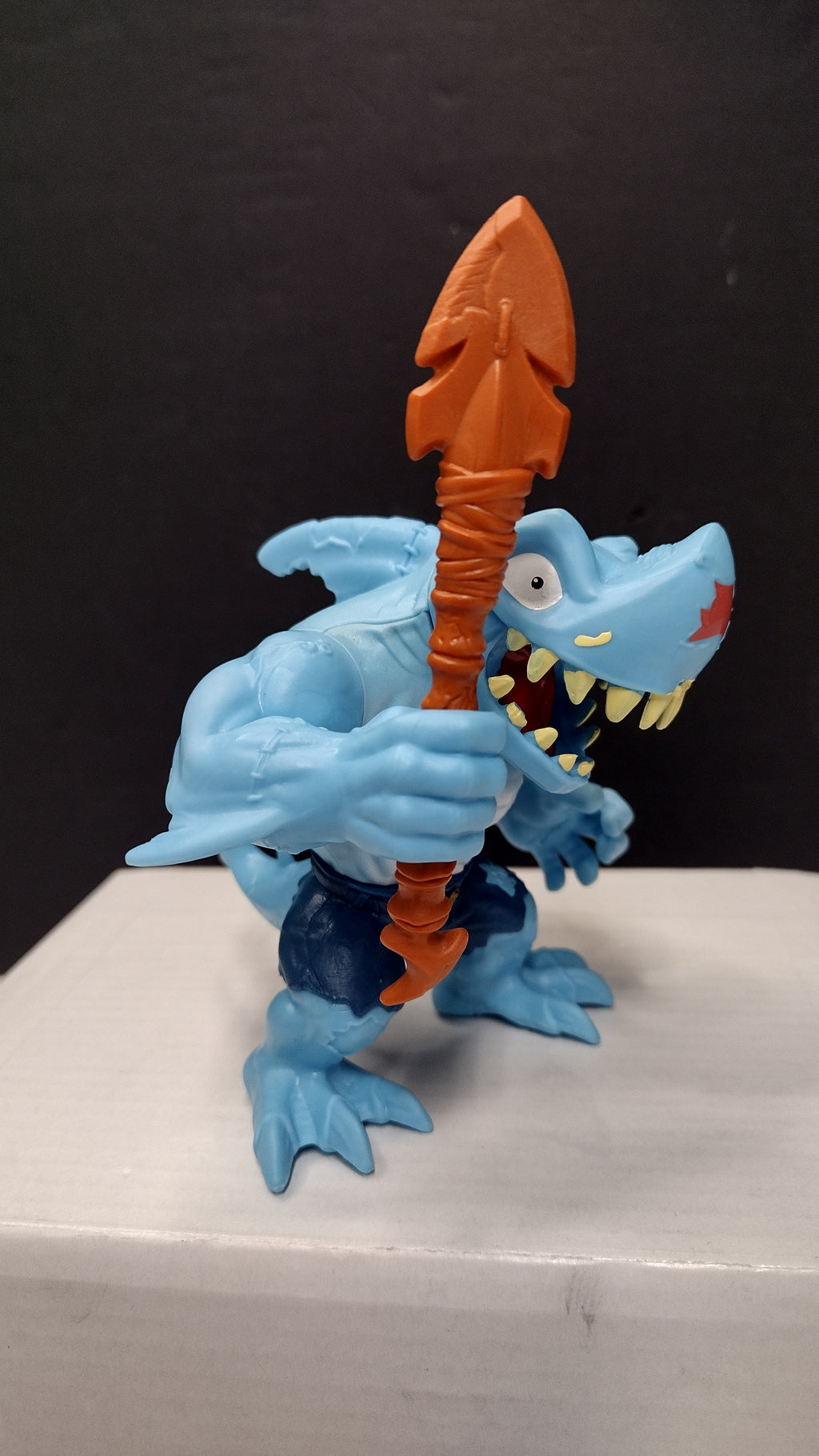 Zuru Smashers Horror House Blood Shark Series 1 Figure & Spear Weapon