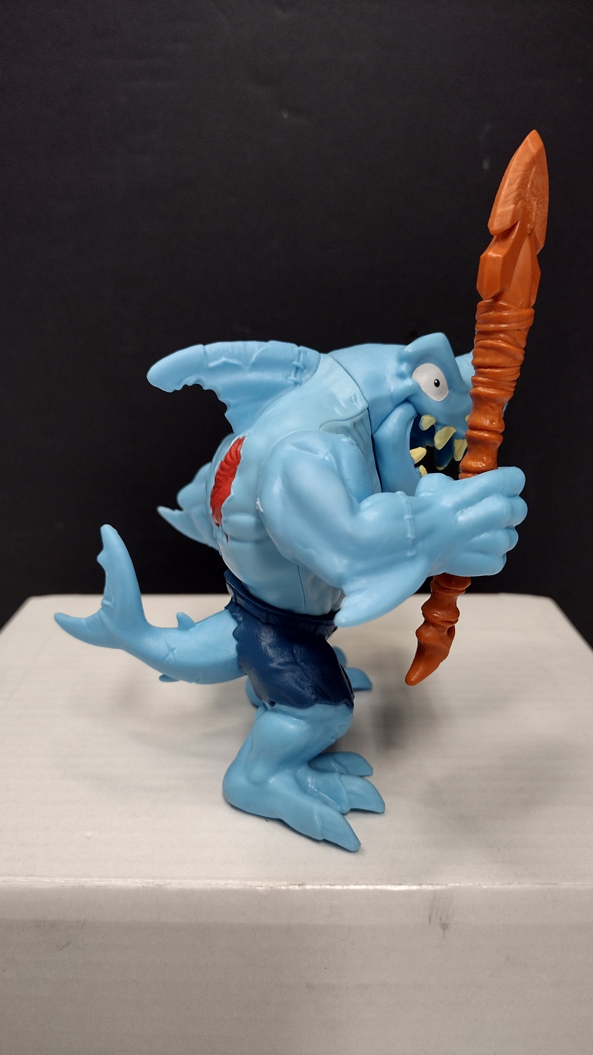 Zuru Smashers Horror House Blood Shark Series 1 Figure & Spear Weapon