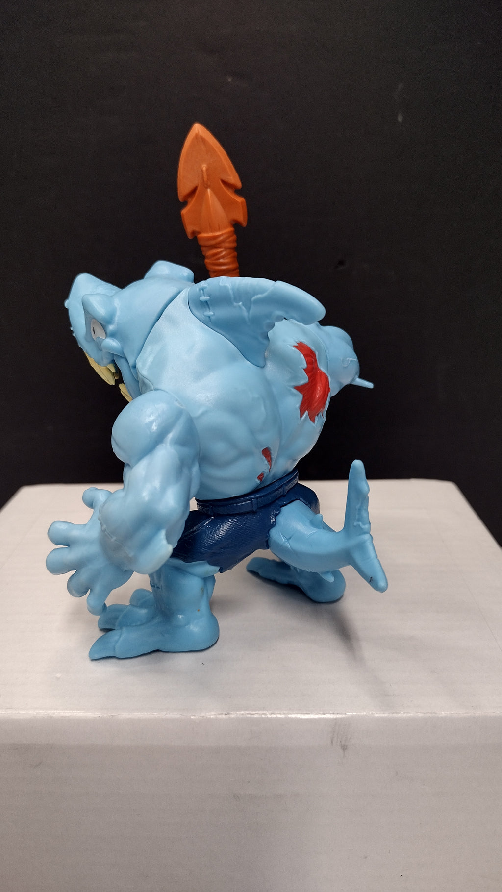 Zuru Smashers Horror House Blood Shark Series 1 Figure & Spear Weapon