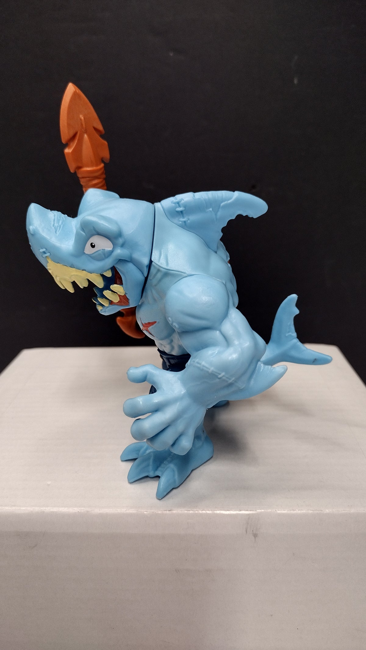 Zuru Smashers Horror House Blood Shark Series 1 Figure & Spear Weapon