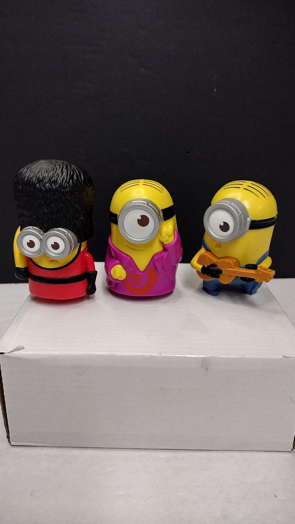 2015 McDonalds Happy Meal Minions Lot 3 Figures Groovy- Guitar- Royal Guard