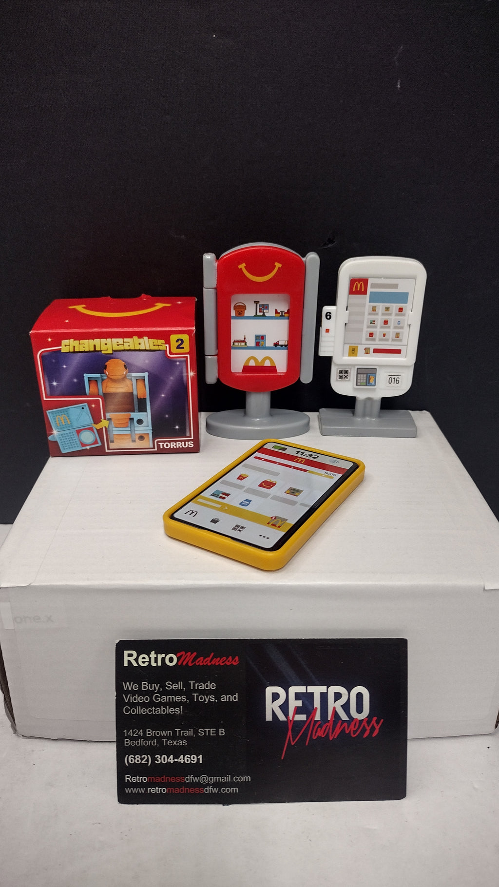 4 Piece McDonalds Happy Meal Toys Lot- Torrus- Kiosk- Phone- Display