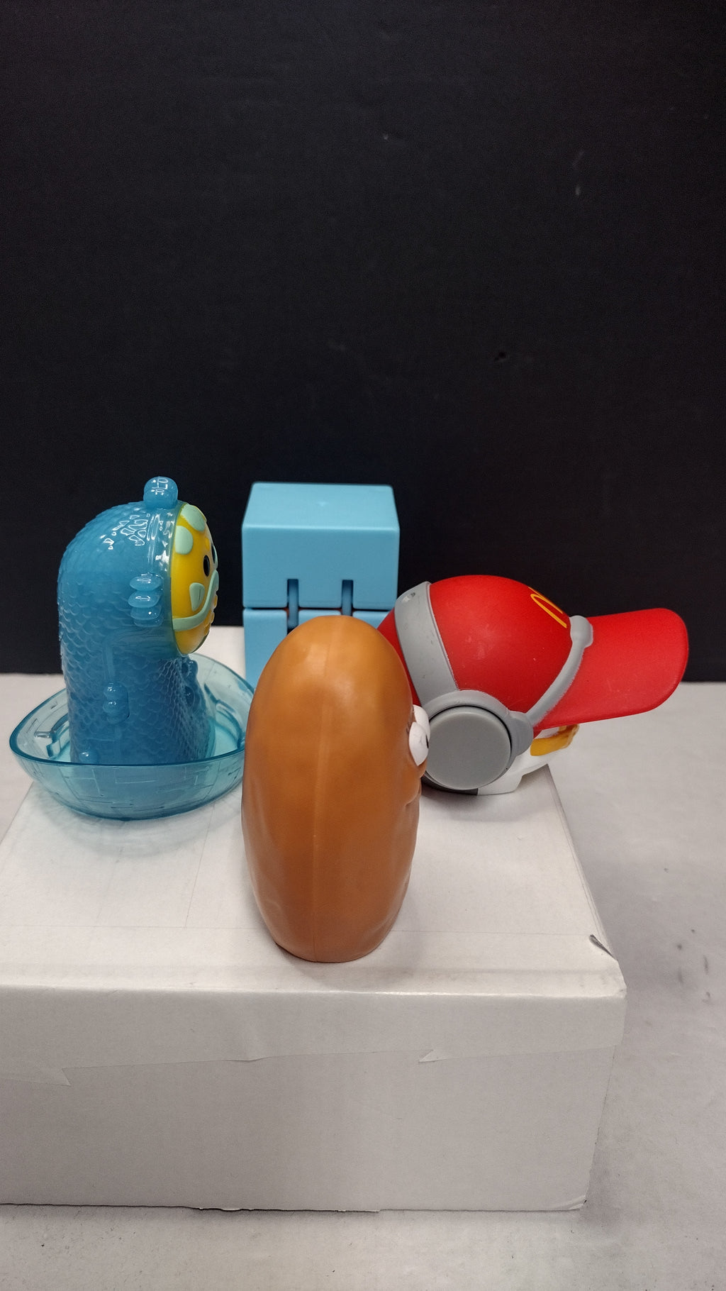 4 Piece McDonalds Happy Meal Lot- Kerwin Frost McNugget- Torrus- Cap-Cap- Alya