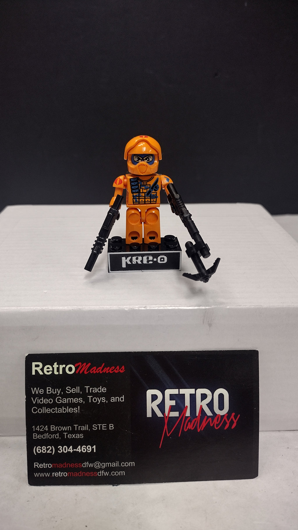 Kre-O GI Joe Cobra Alley Viper Minifigure with Two Weapons (No Shield)