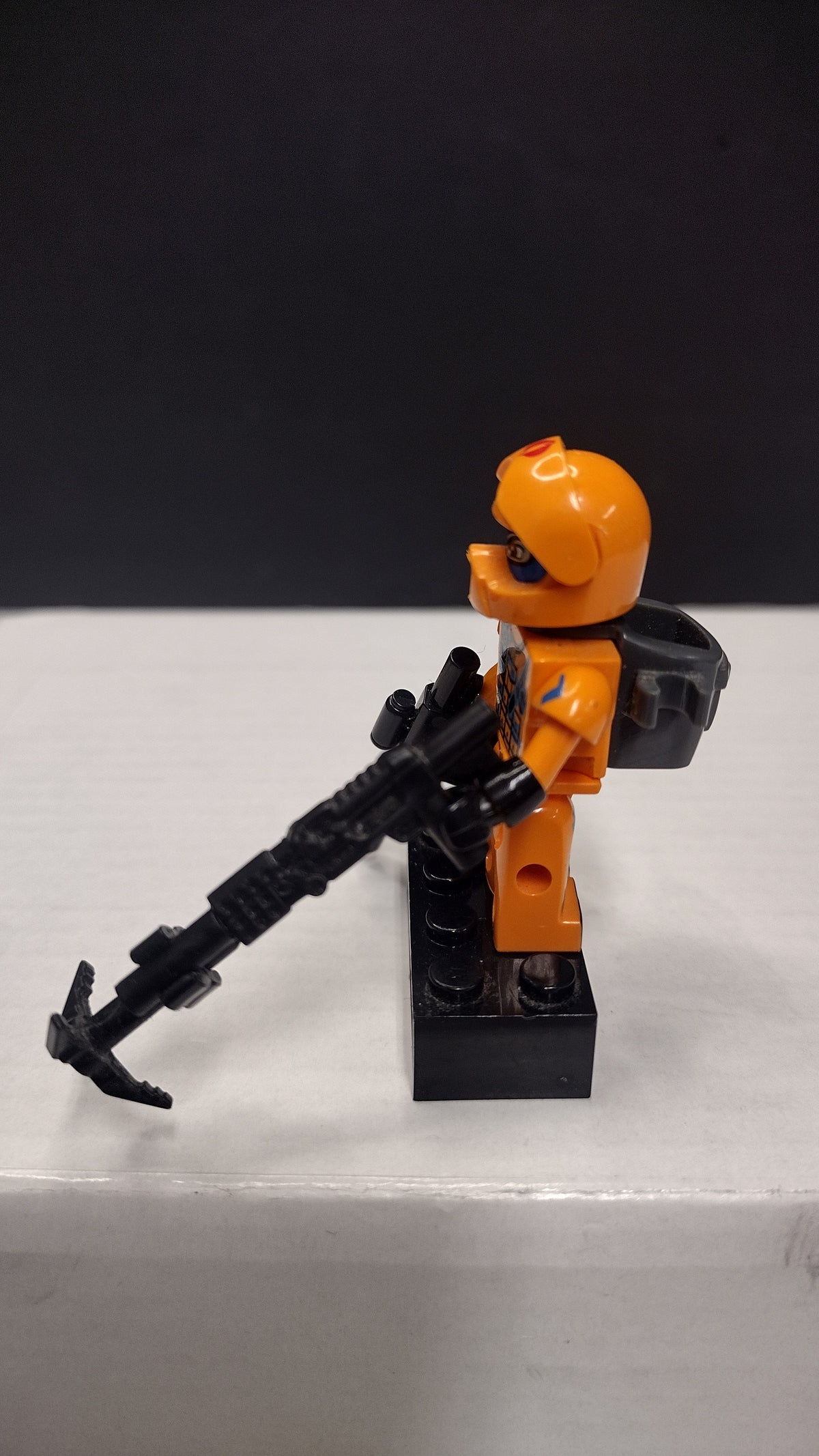 Kre-O GI Joe Cobra Alley Viper Minifigure with Two Weapons (No Shield)