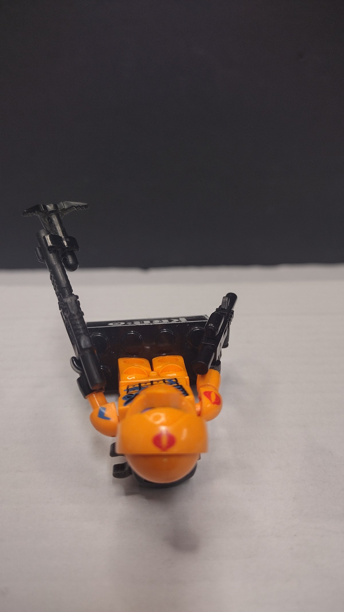 Kre-O GI Joe Cobra Alley Viper Minifigure with Two Weapons (No Shield)