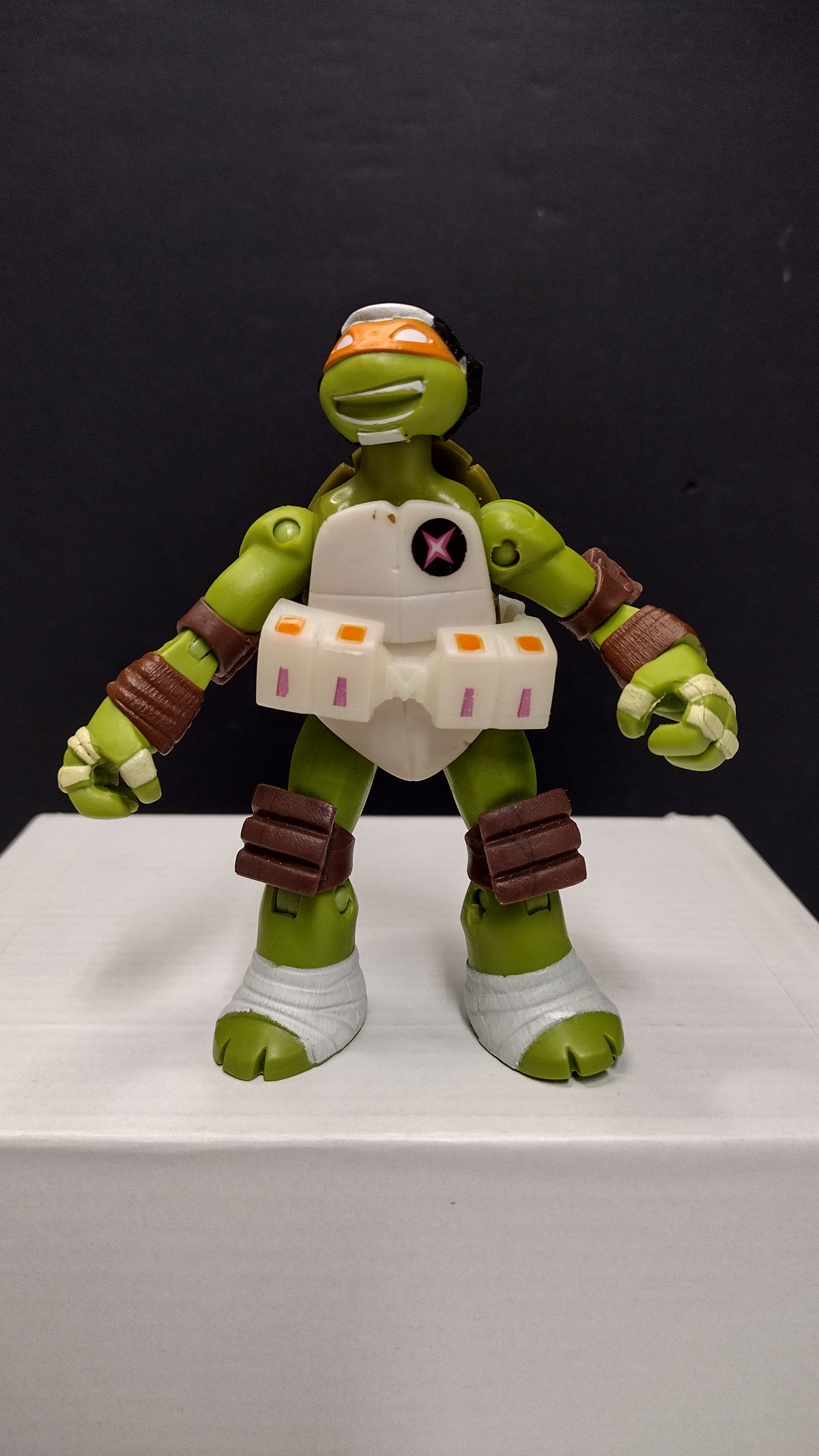 Teenage Mutant Ninja Turtles TMNT Dimension X Michelangelo Space Traveler Figure
