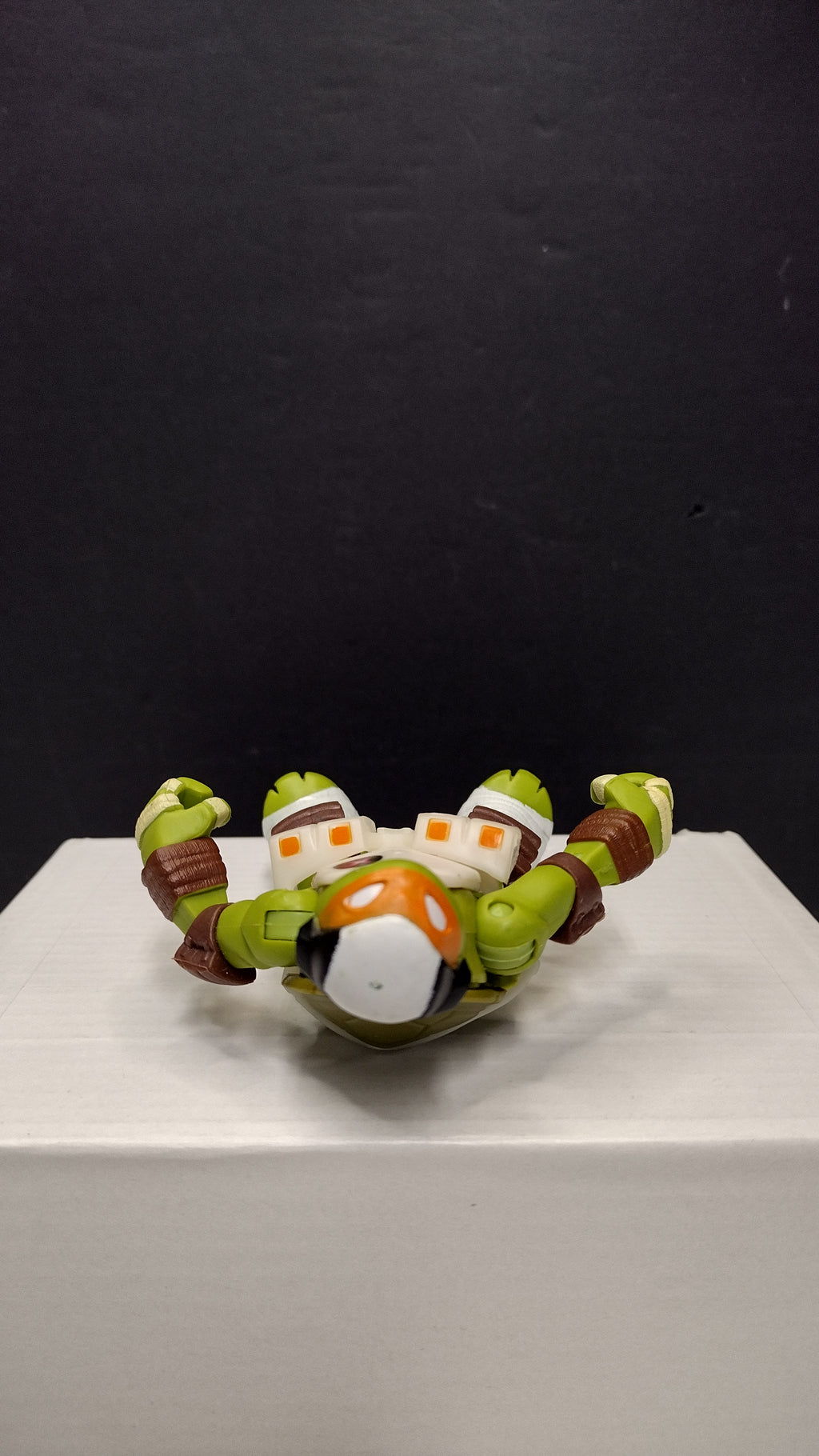 Teenage Mutant Ninja Turtles TMNT Dimension X Michelangelo Space Traveler Figure