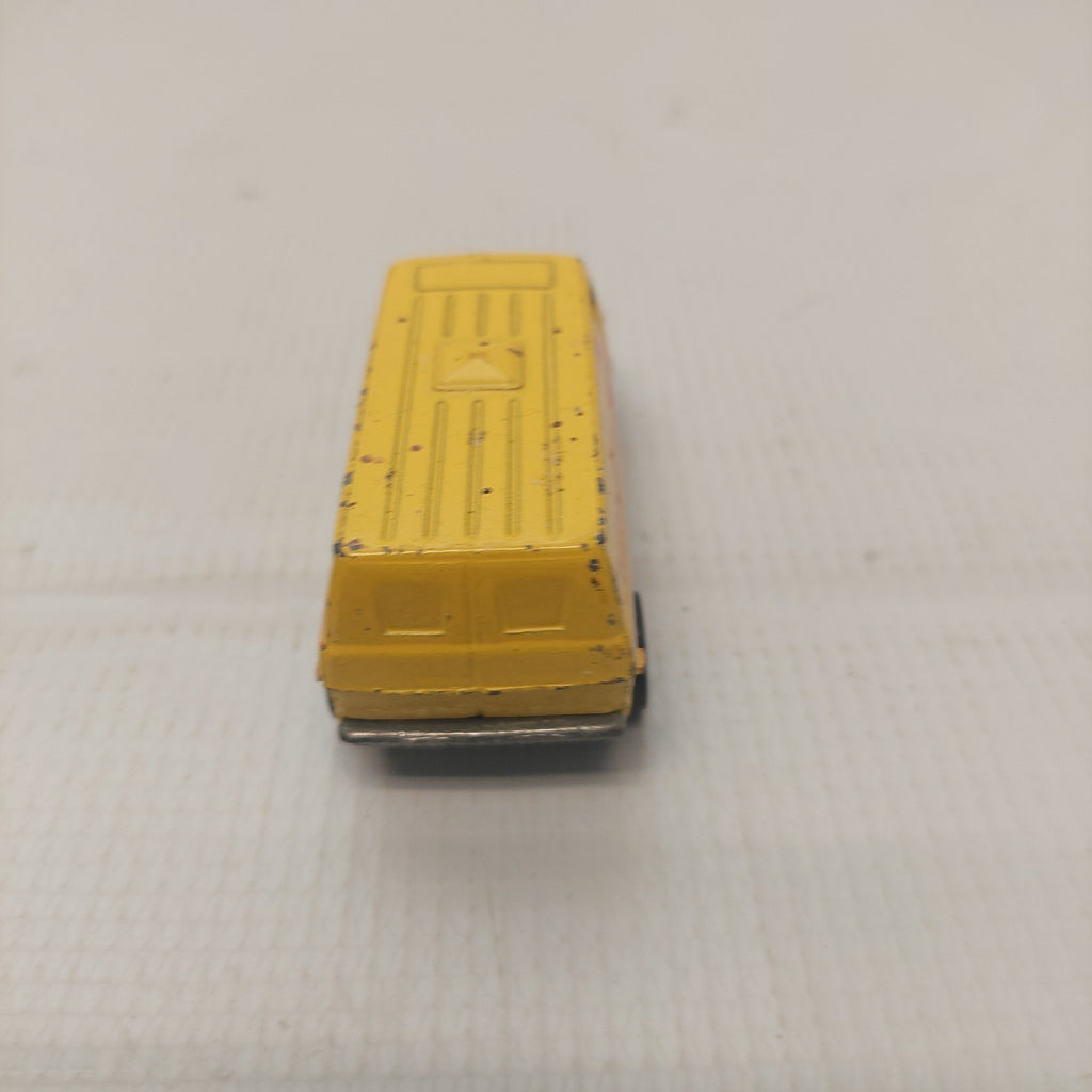 Hot Wheels 1974 Paramedic Ambulance