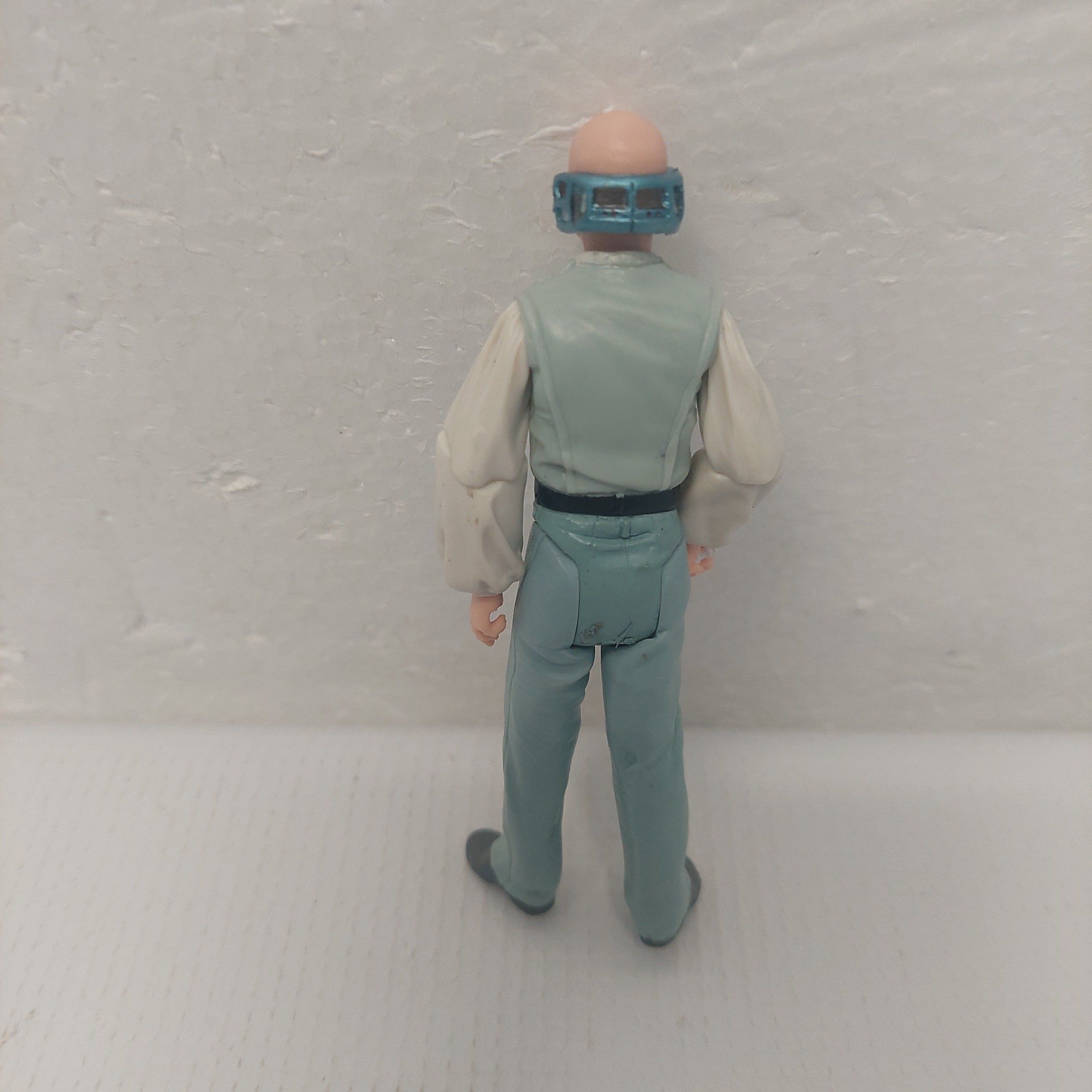 2004 Hasbro Star Wars Lobot Figure