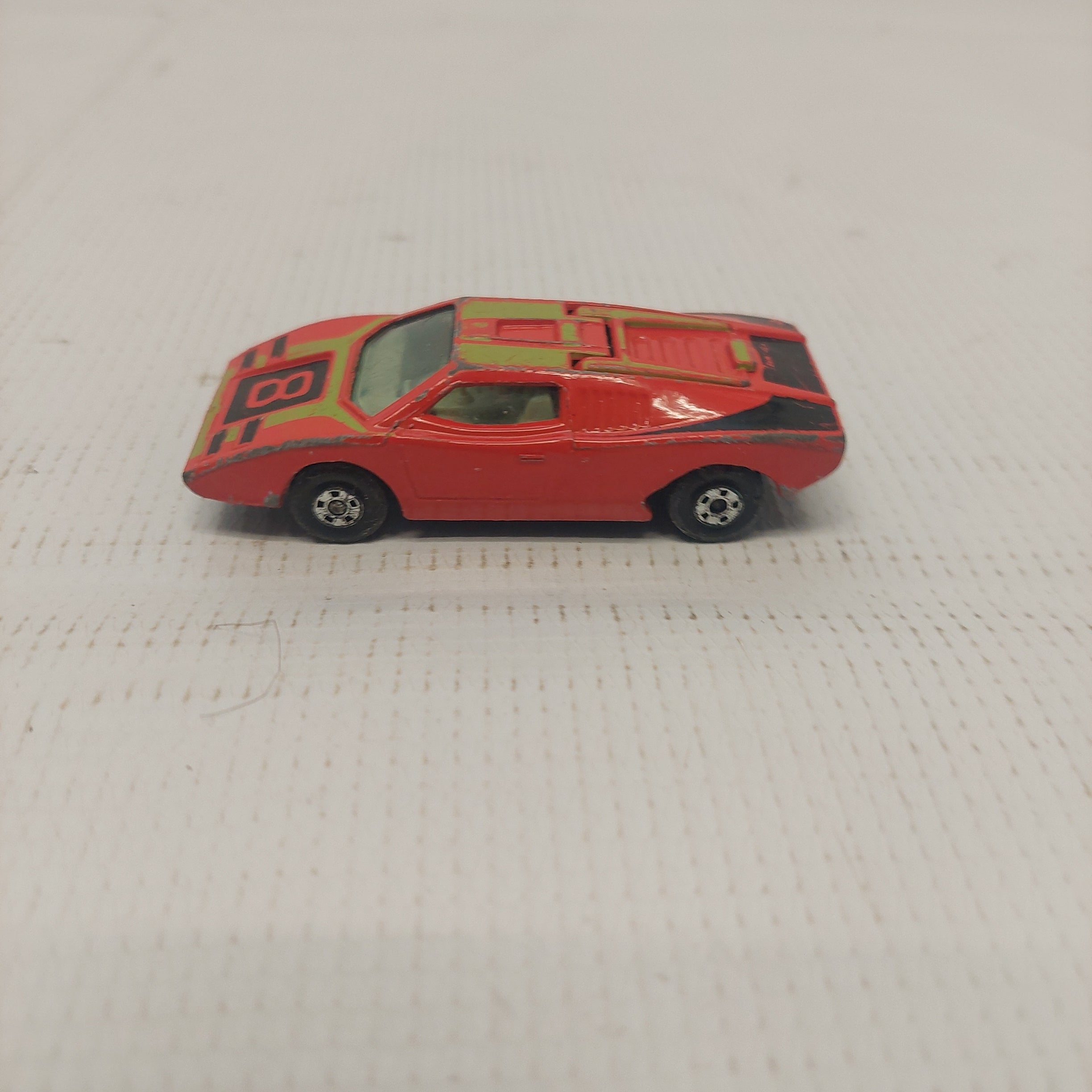 Matchbox Superfast No. 27 Lamborghini 1973