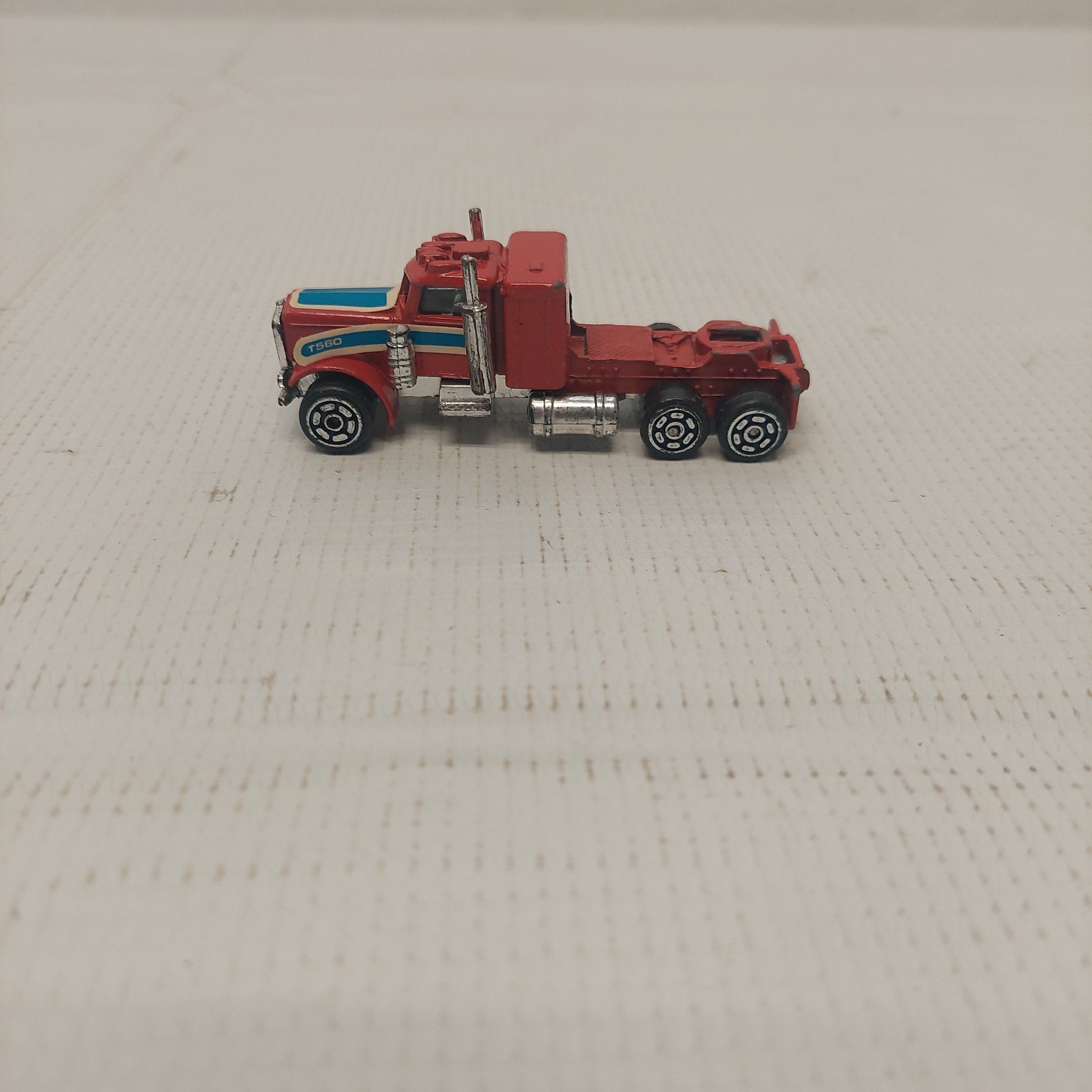 Vintage Universal Products Super Rig Semi Truck