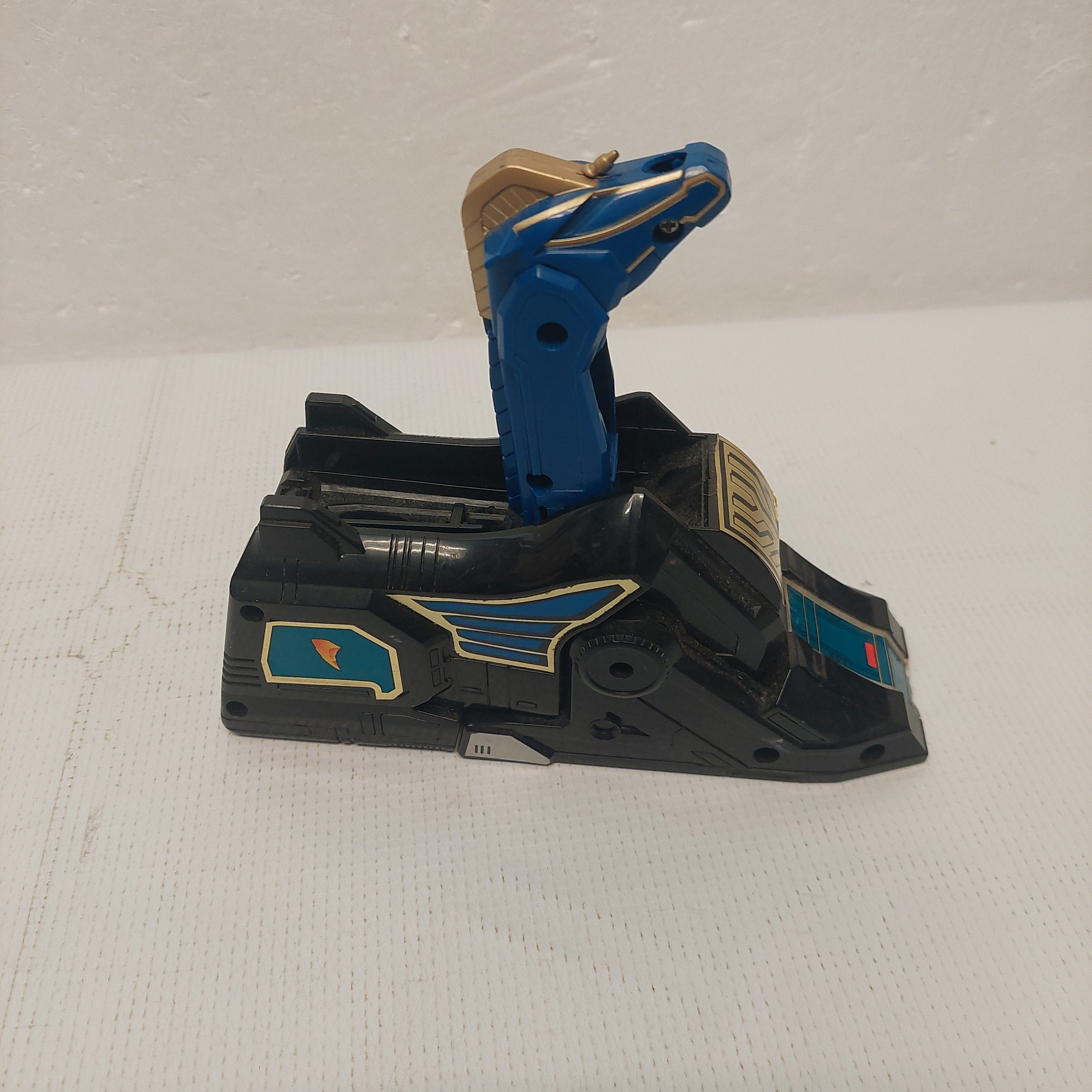 Vintage Power Rangers Blue Unicorn Thunderzord Megazord Leg Part