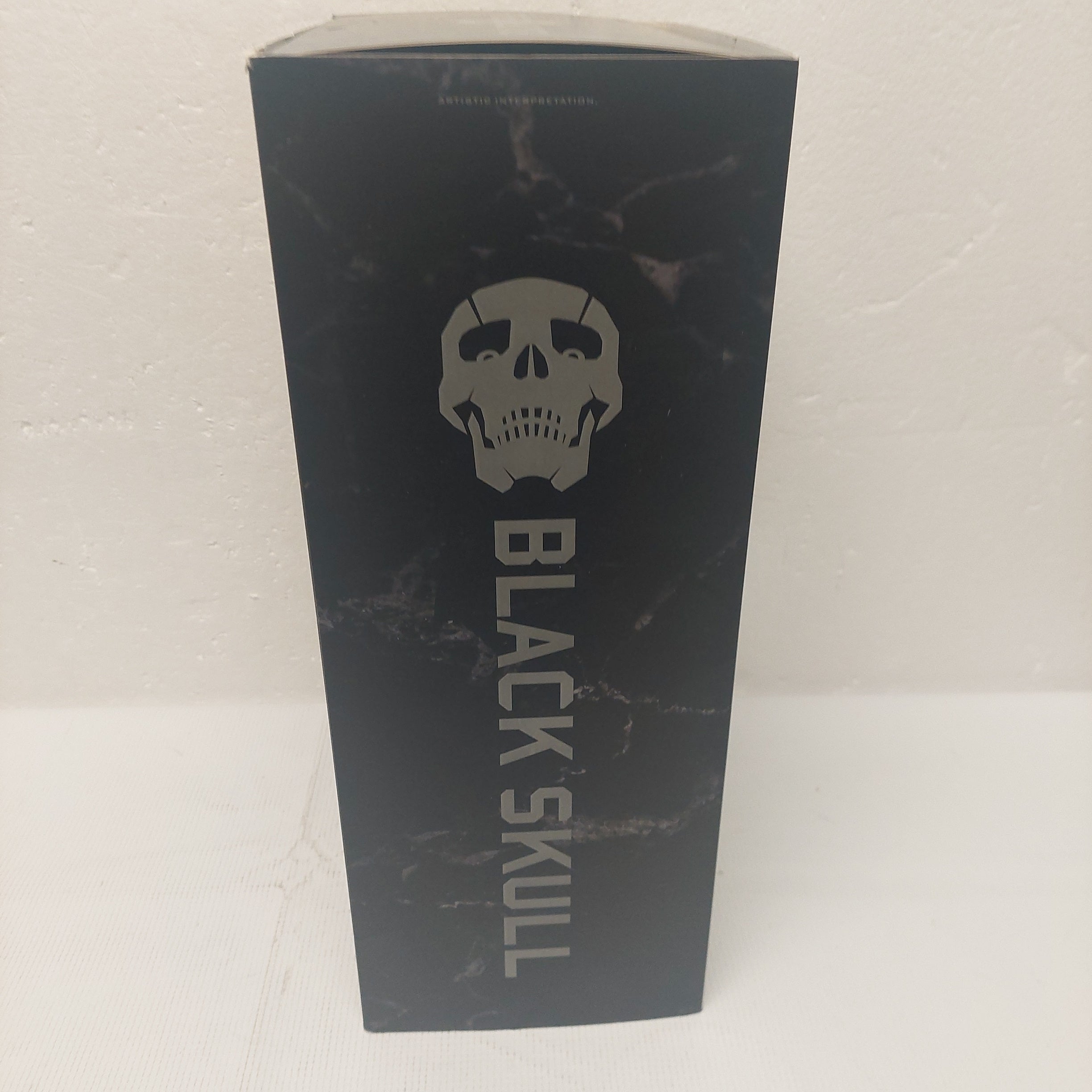 Black Skull 1/6 Scale Collectible Figure