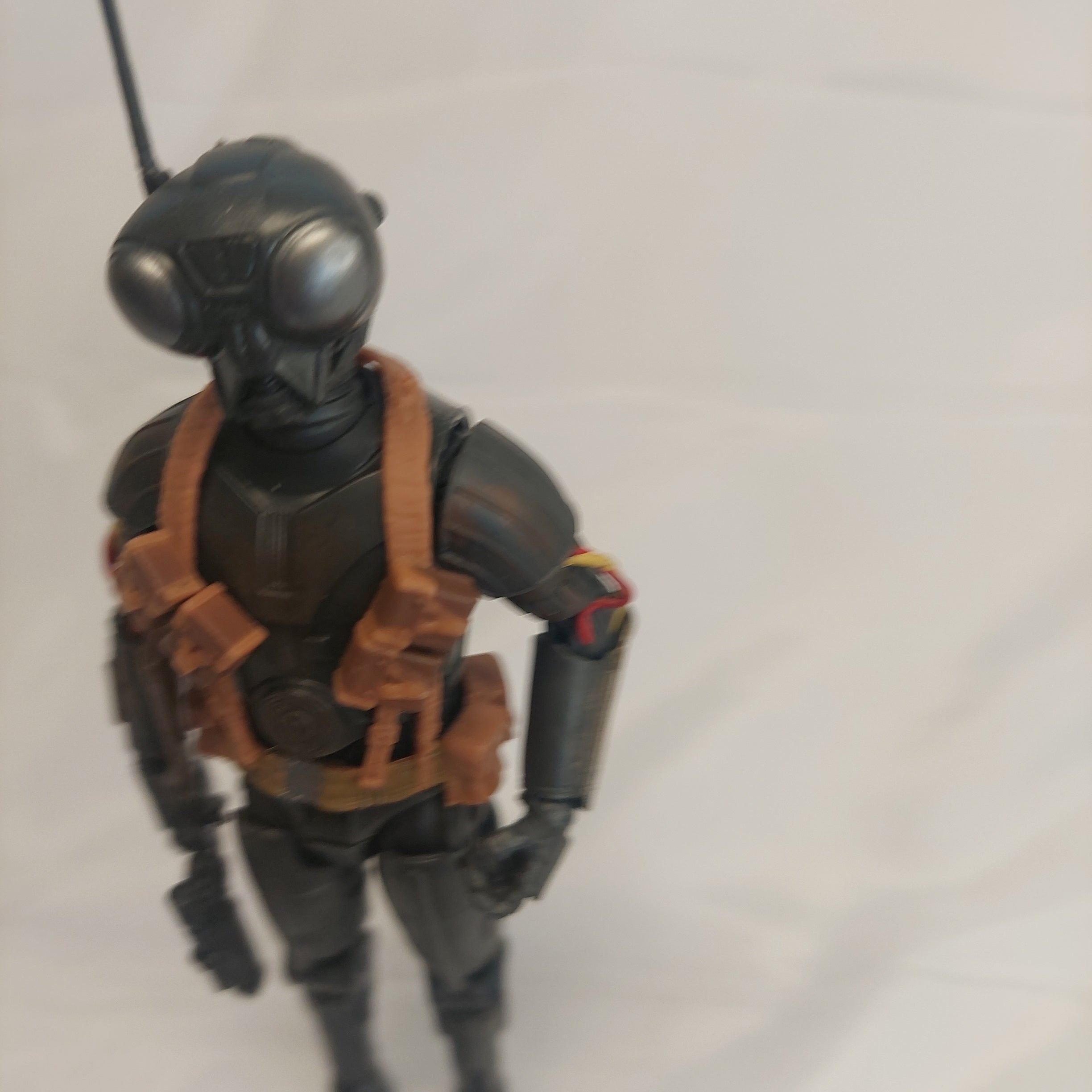 Star Wars The Black Series: Q9-0 (Zero) – 6" Scale (The Mandalorian) - Loose