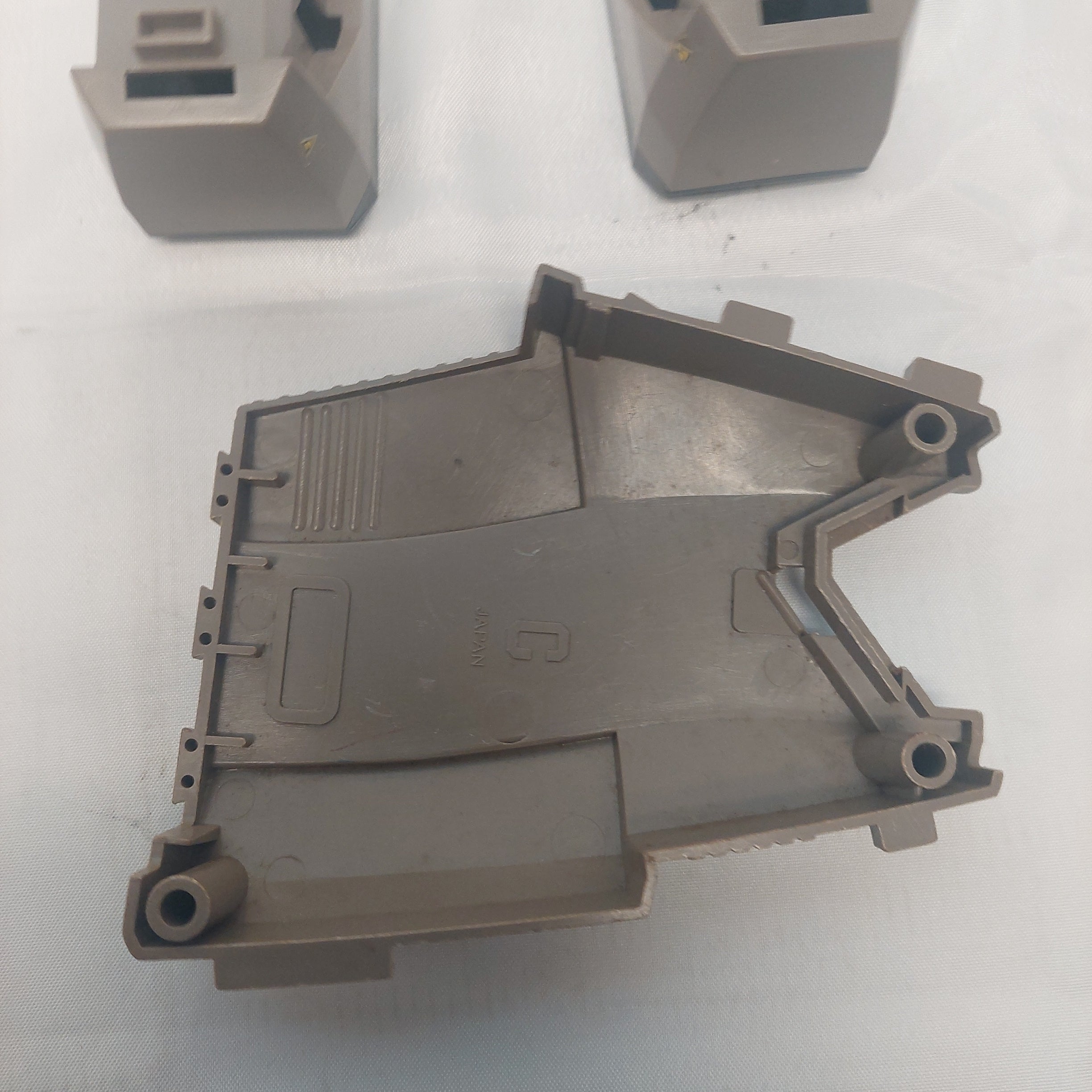 Vintage 1985 Hasbro Transformers G1 Omega Supreme Parts Lot (2 Feet & Lower Leg Section)