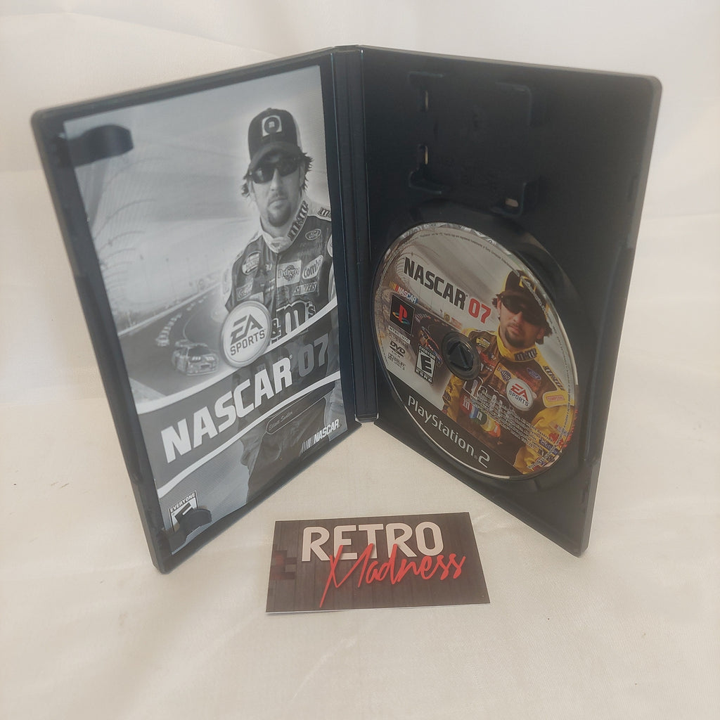 PlayStation 2 PS2 EA Sports NASCAR 07