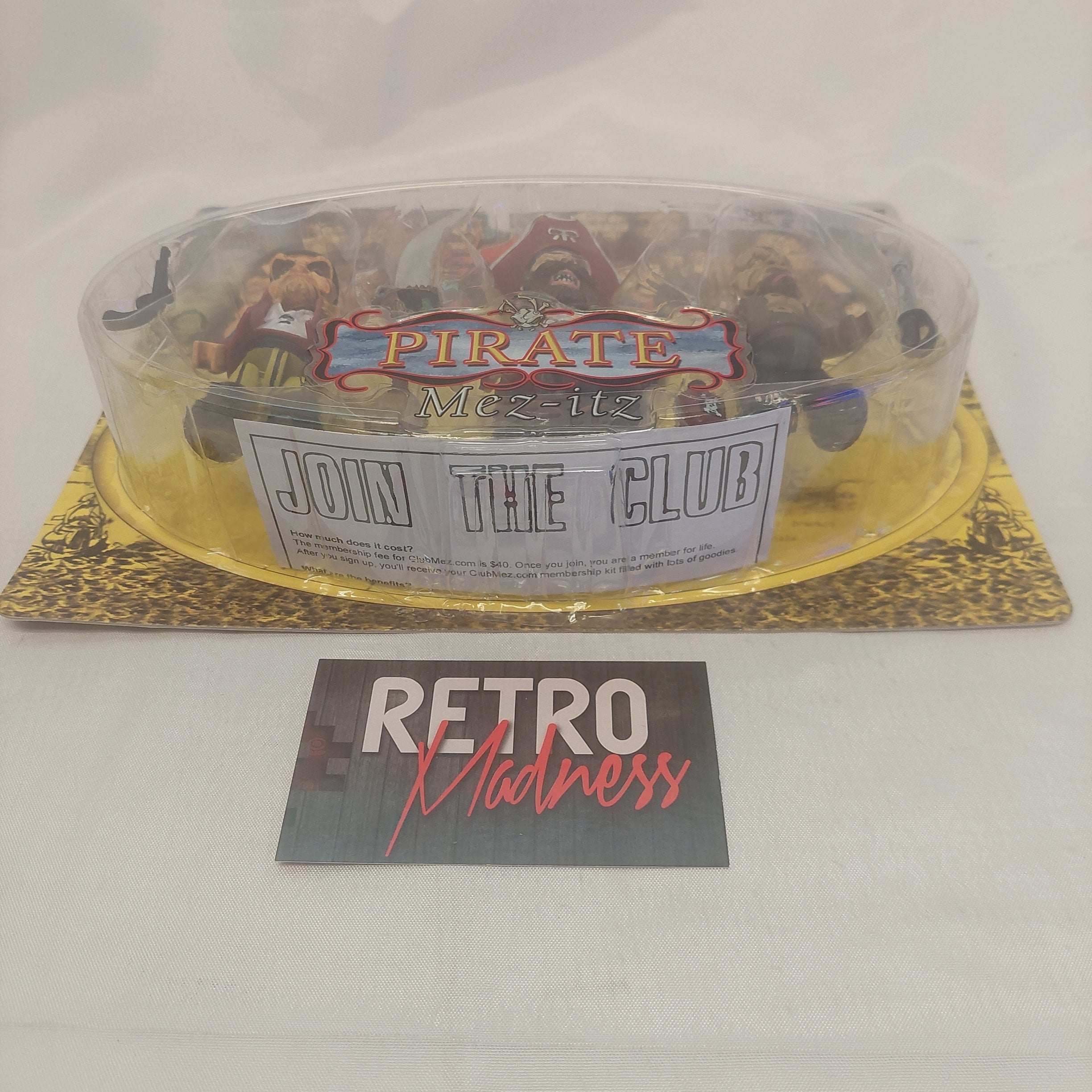 Mez-itz Pirate 3-Pack Pepe Kross, Skull Tom and Red Jack Figures
