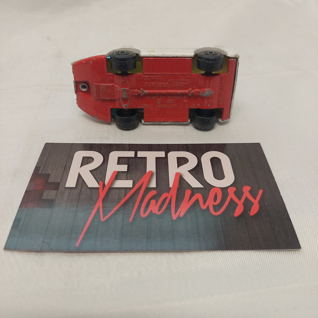 Vintage 1971 Matchbox Superfast #46 Stretcha Fetcha