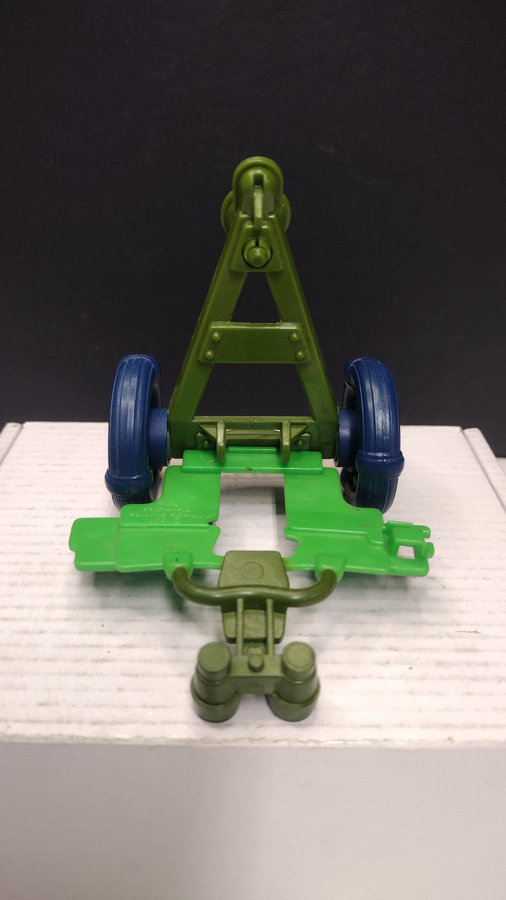 1990 TMNT Sewer Seltzer Cannon Vehicle Parts Wheelbase & Shield Portion