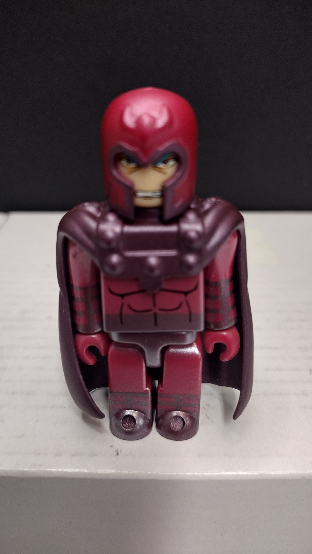 Authentic Marvel Super Heroes x Medicom Toy: Kubrick Series 3 – Magneto 100% Micro Figure • Ultimate / Modern Variant (2004)