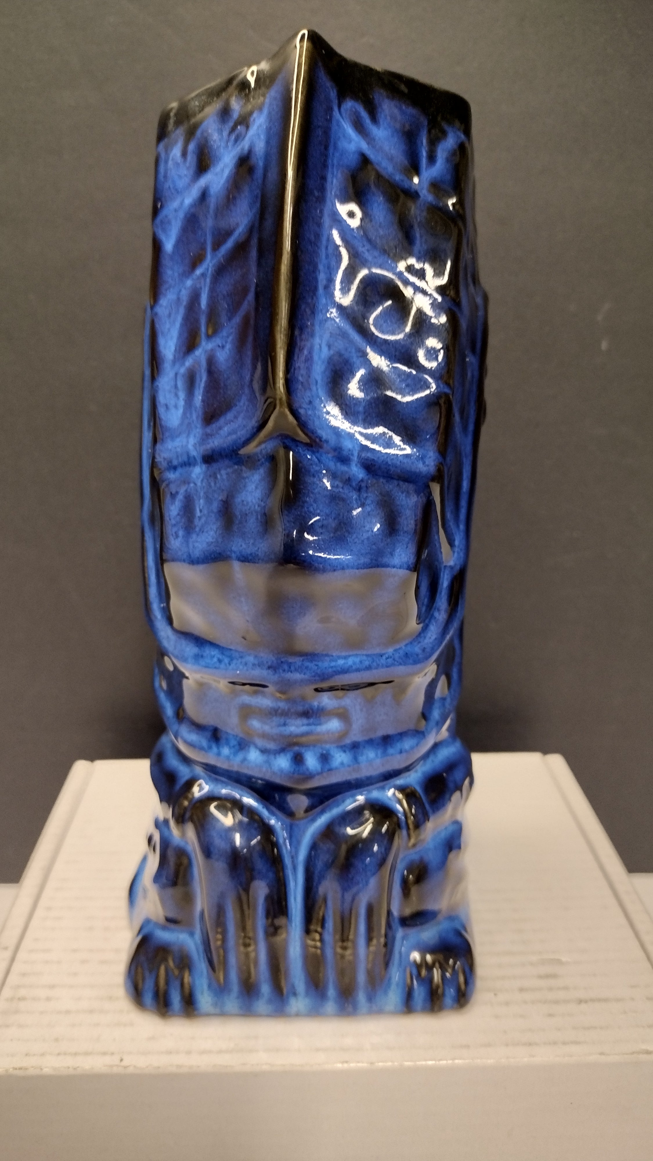 Mondo Tee-Kis Aliens Xenomorph Ceramic Tiki Mug (Blue Glaze Edition - 2017 Release, Unused in Box)