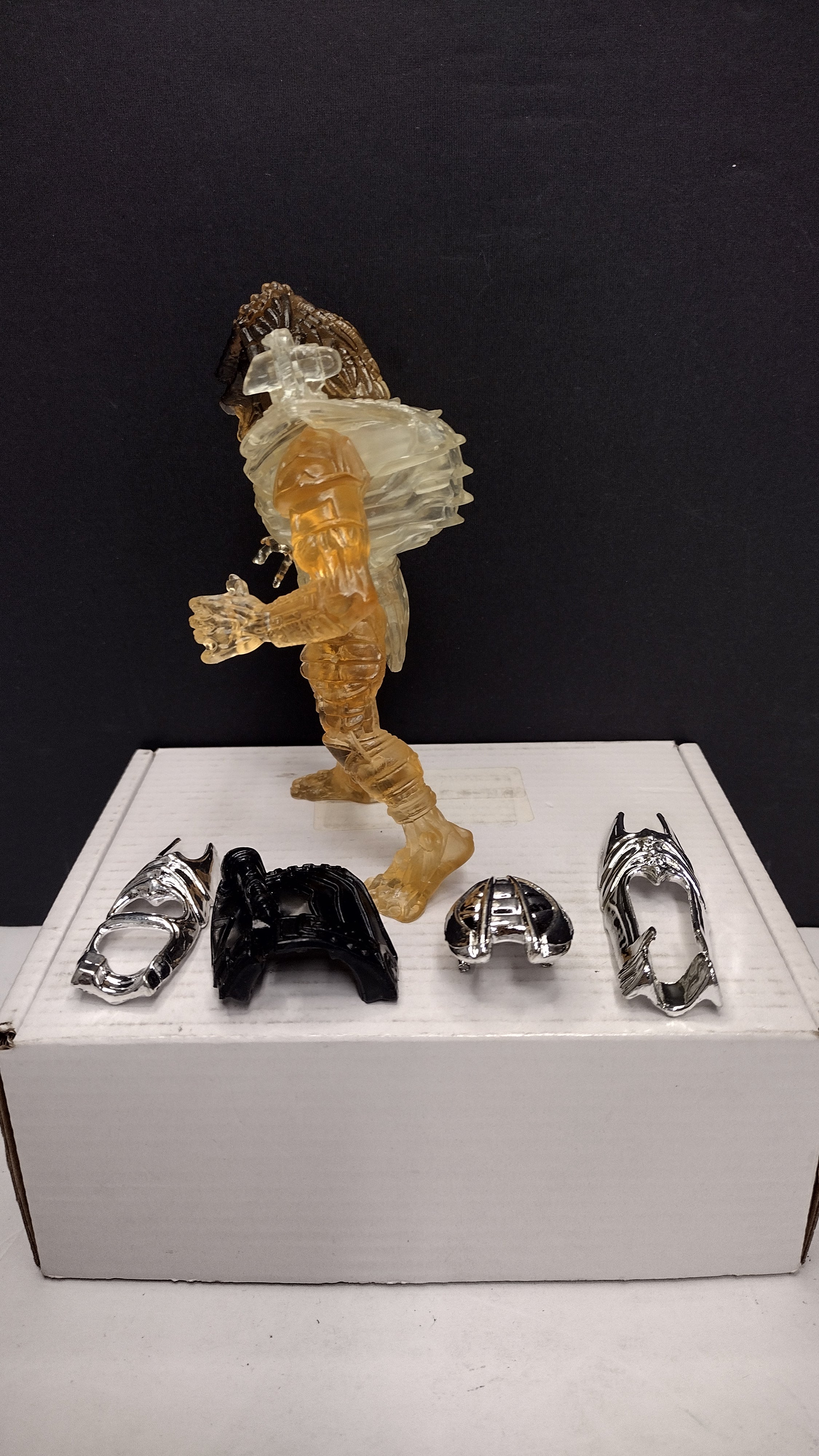 Vintage 1993 Kenner Predator Mail-In Exclusive Action Figure (Figure B - Complete with Mailer Box, Bags & Instructions)