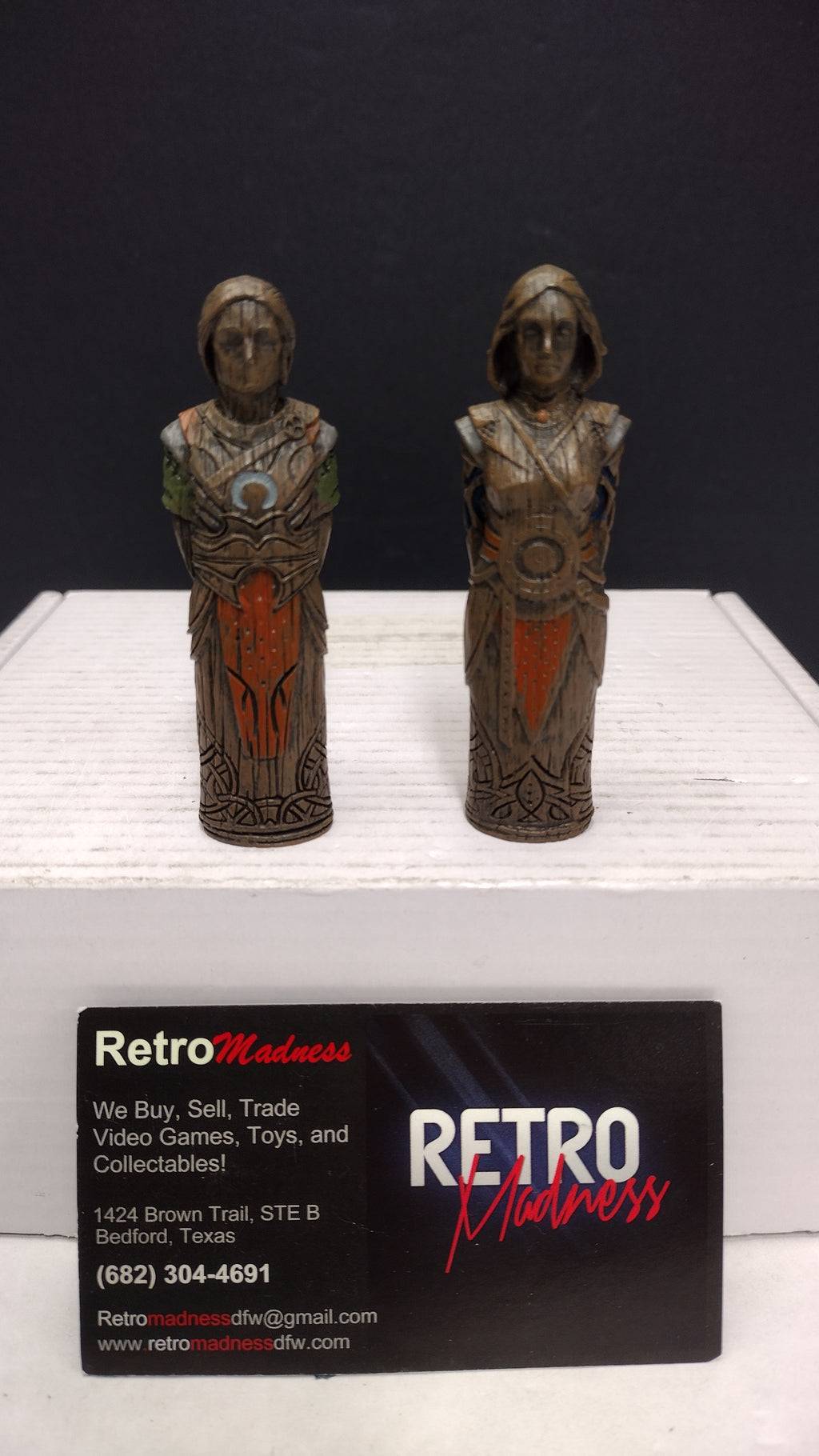 God of War Ragnarok Collector Edition 2in Vanir Twins Carving Figures