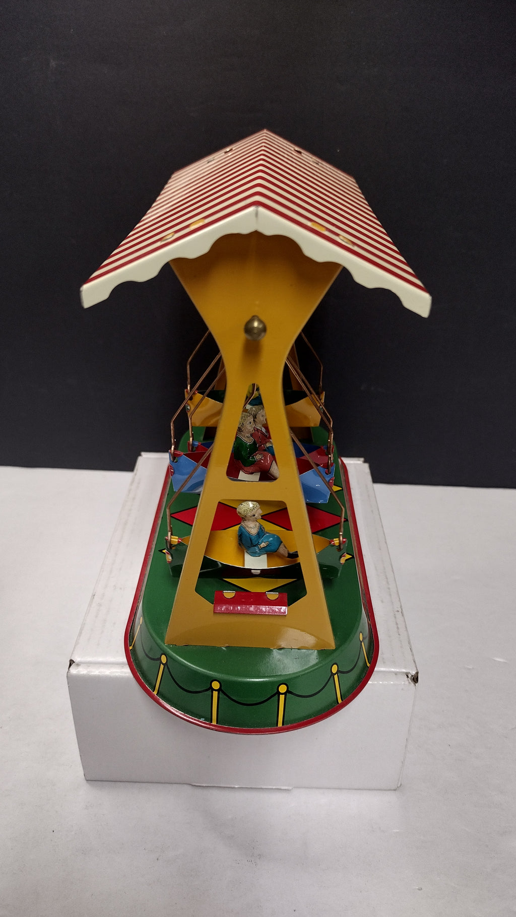 Vintage German Nürnberger Blechspielzeug Swinging Toy / Boat Swing (Missing Key)