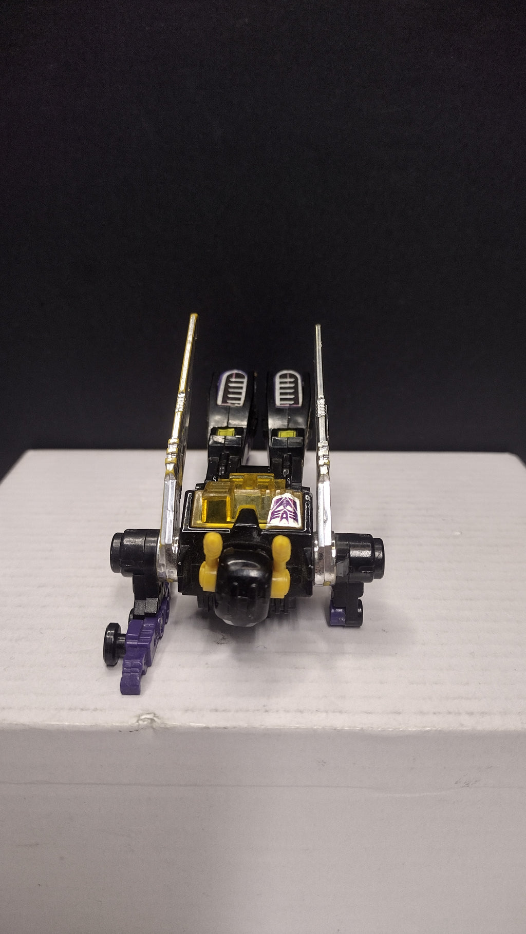 Vintage 1985 G1 Transformers: Insecticons Kickback Action Figure – Loose (Includes Broken Detached Front Claw)