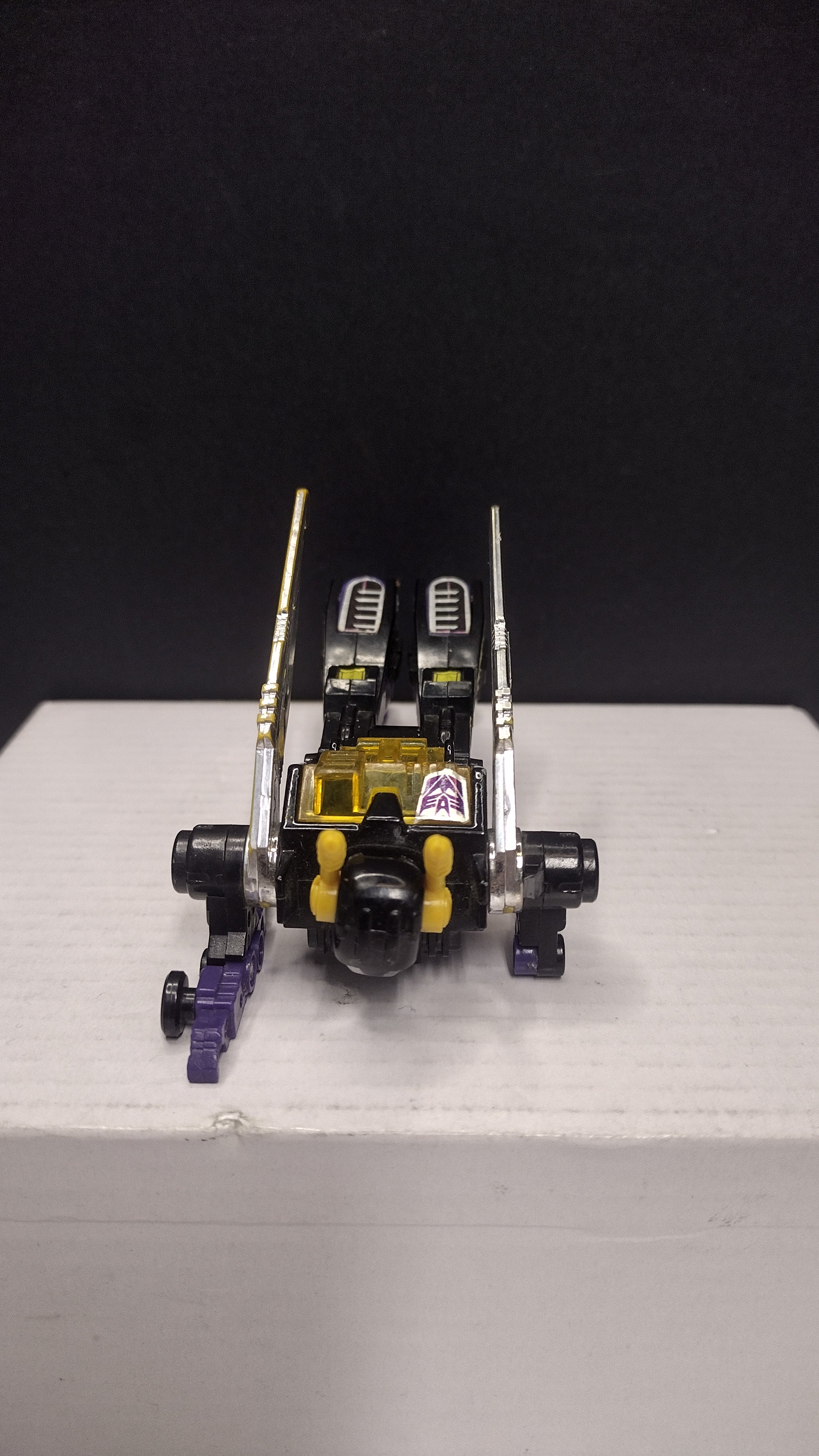 Vintage 1985 G1 Transformers: Insecticons Kickback Action Figure – Loose (Includes Broken Detached Front Claw)
