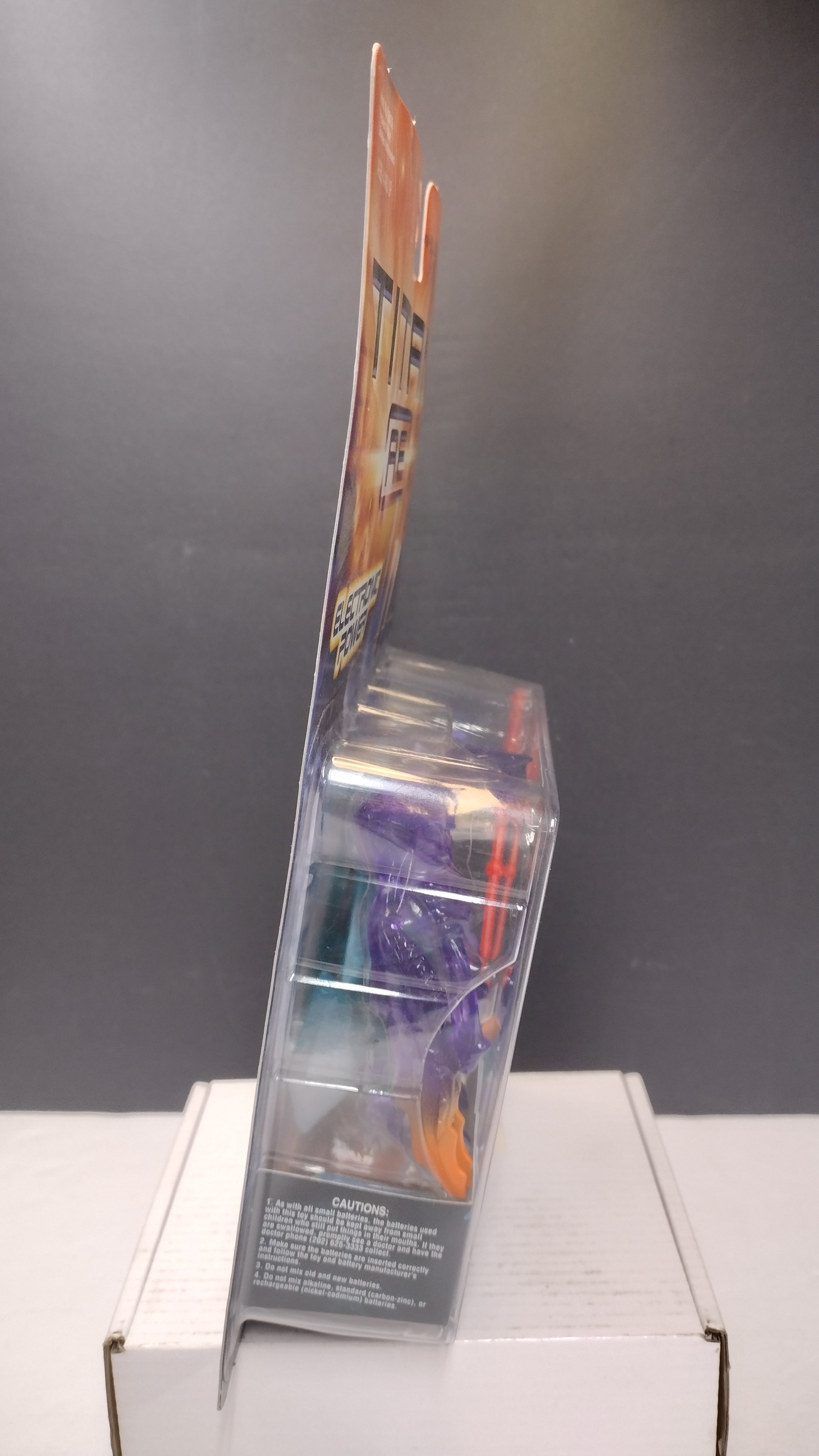 Vintage Titan A.E. (2000) Inferno Battle Drej 5-Inch Electronic Action Figure NIB