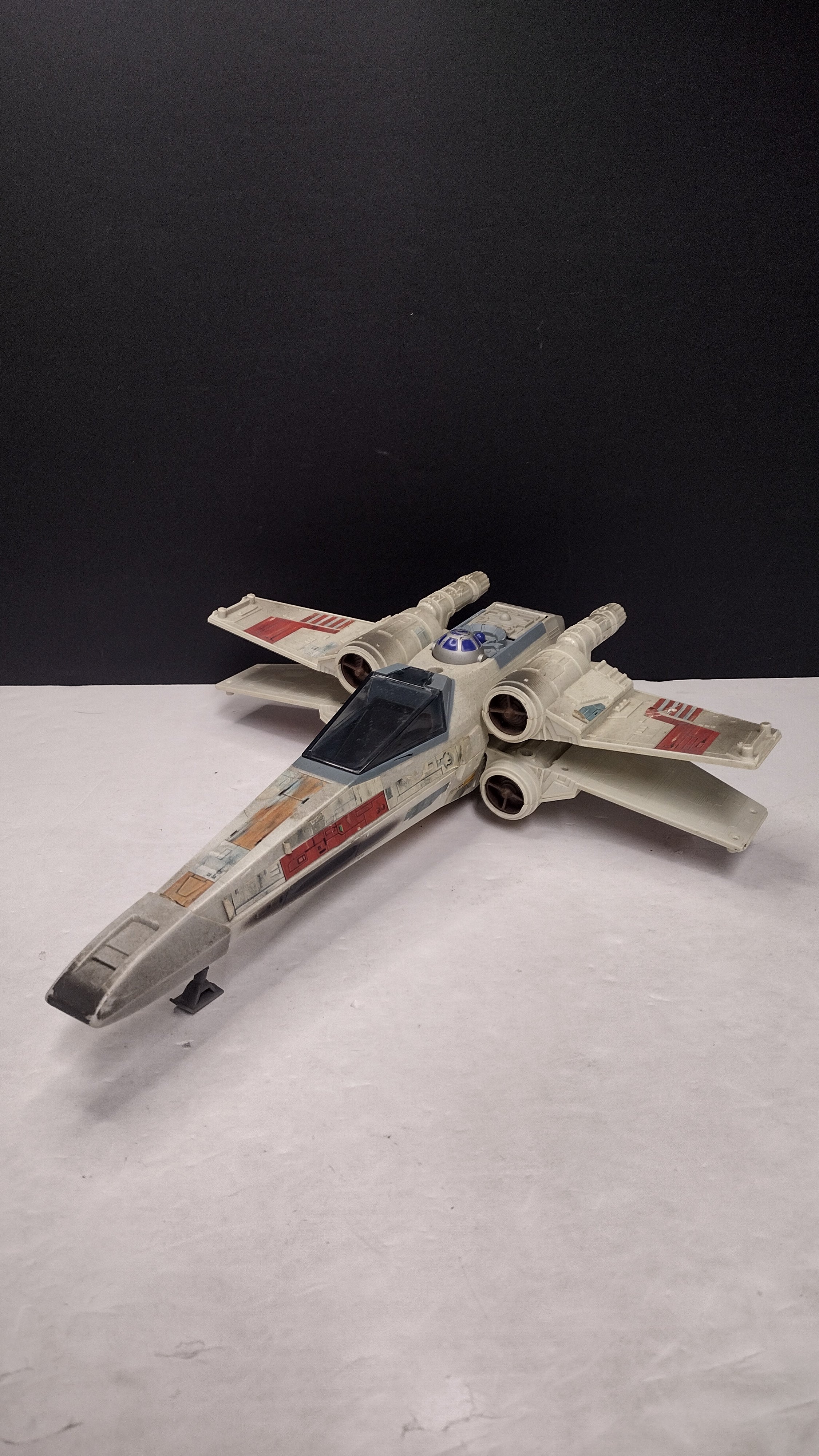 Vintage 1995 Star Wars The Power of the Force X-Wing Fighter Vehicle (Kenner / Tonka - Incomplete / Missing Wing Blasters)