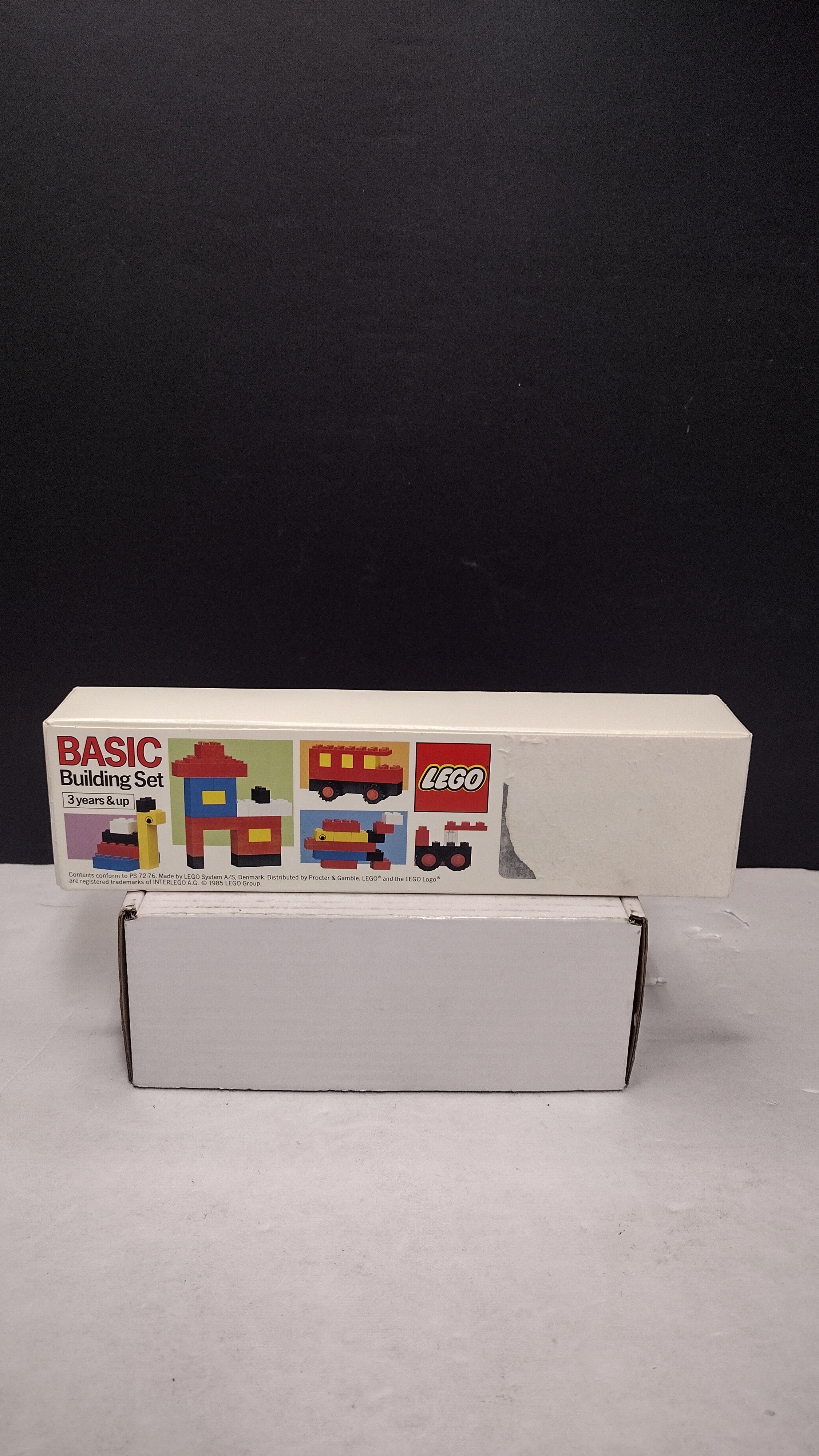 Vintage 1985 LEGO Basic Building Set #1562 Crest Toothpaste Mail-In Promo (Factory Sealed / Sticker Removal Packaging Wear)