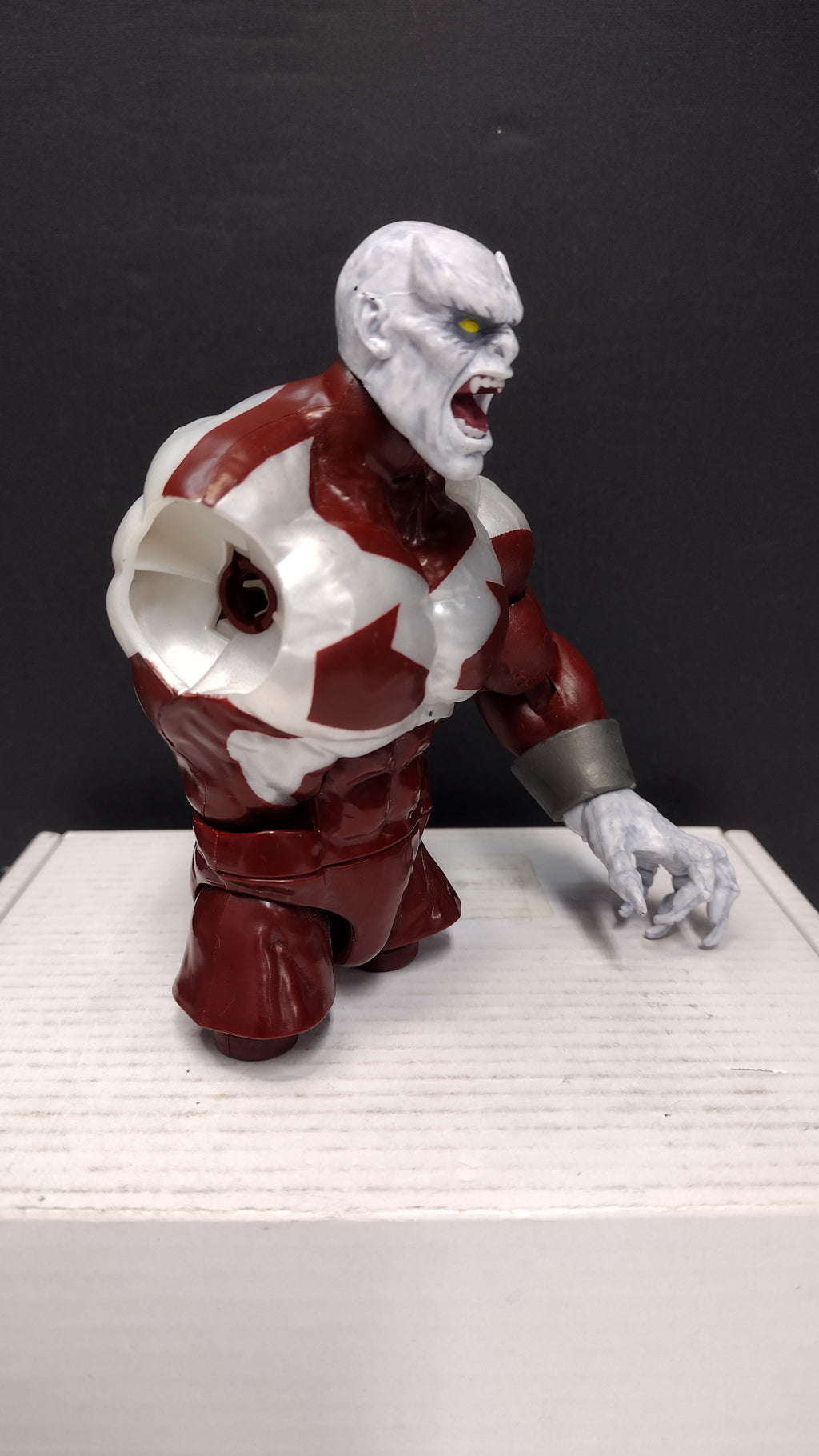 arvel Legends BAF Caliban Lot Torso Head & One Arm Parts