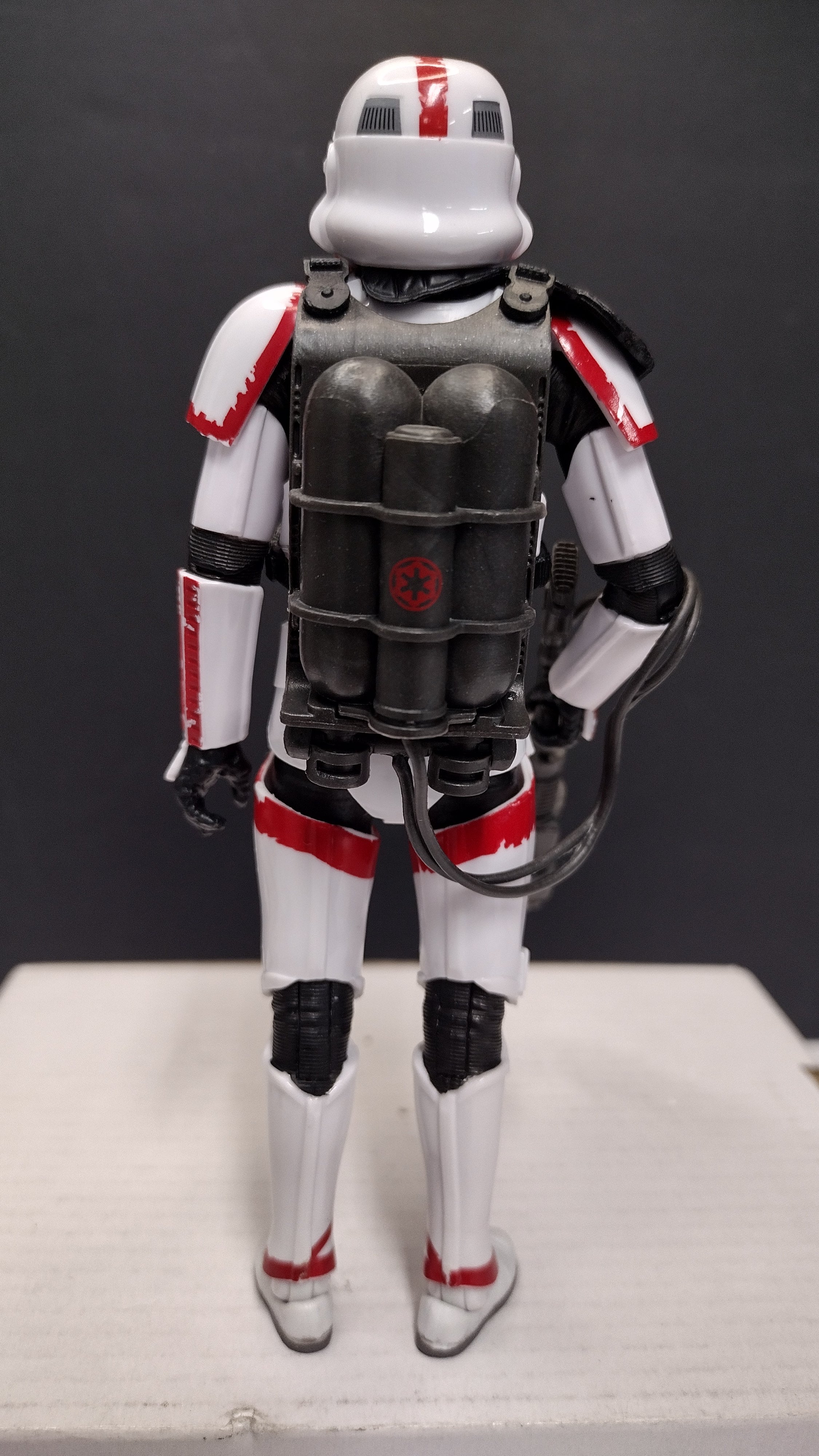 Star Wars The Black Series: Incinerator Stormtrooper – 6" Scale (The Mandalorian) - Loose