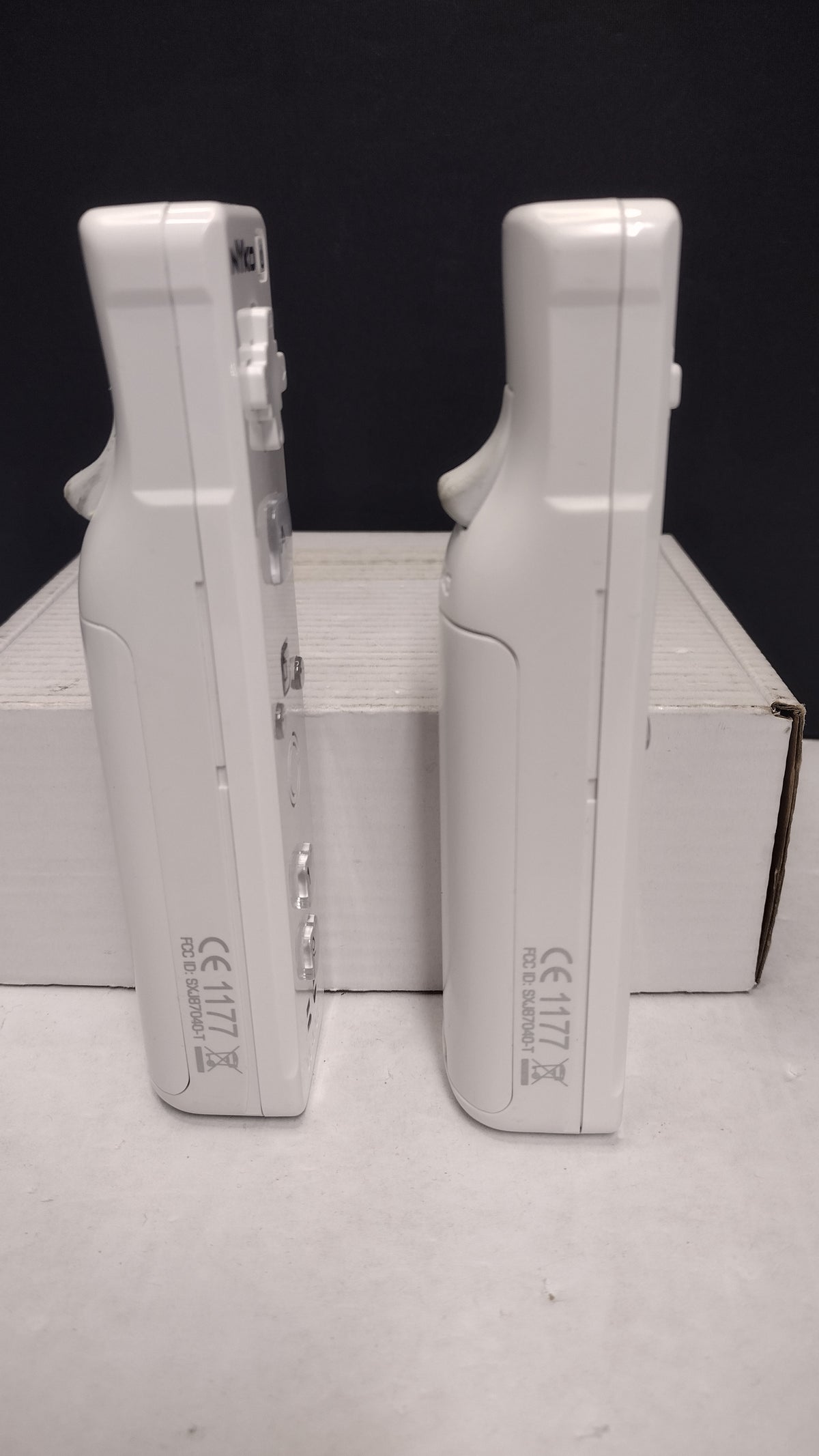 Nyko Wand Nintendo Wii Controller Pair- White NLG054785- Tested