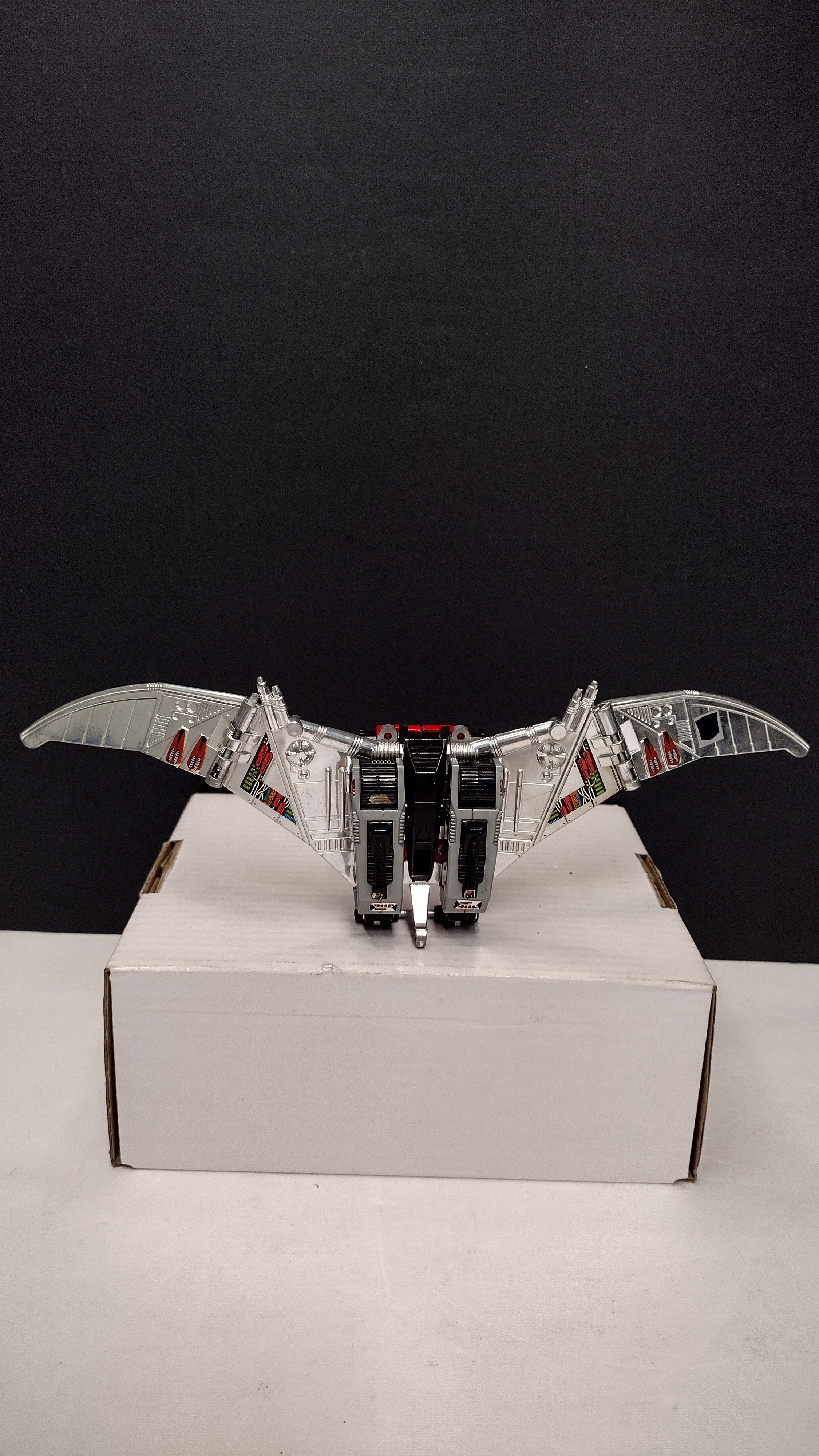 Vintage G1 Transformers: Swoop – Hasbro/Takara 1985 (Missing Head/For Parts)