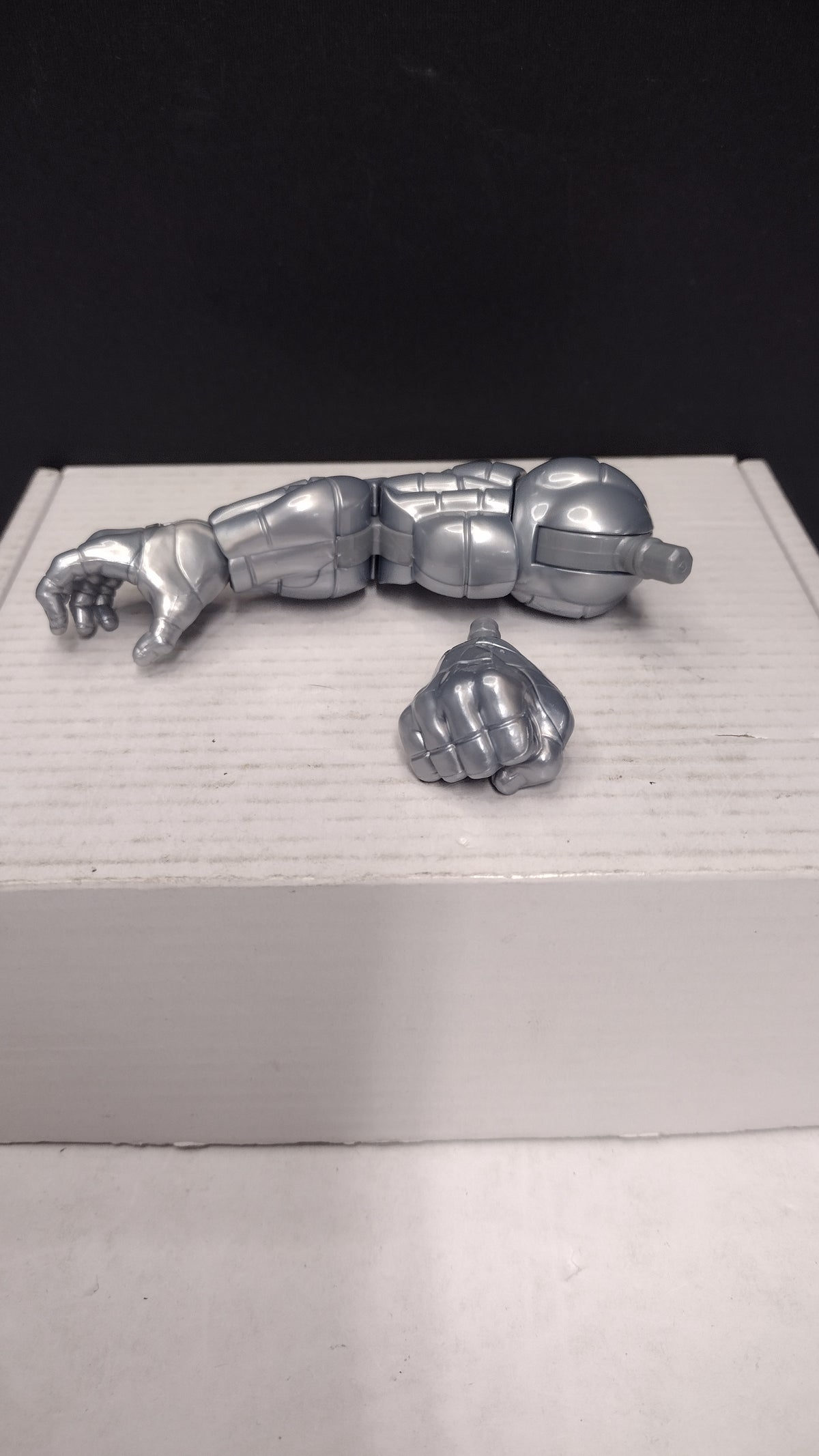 Title:  Marvel Legends Box BAF Right Arm & Extra Closed Fist Parts Hasbro 2026