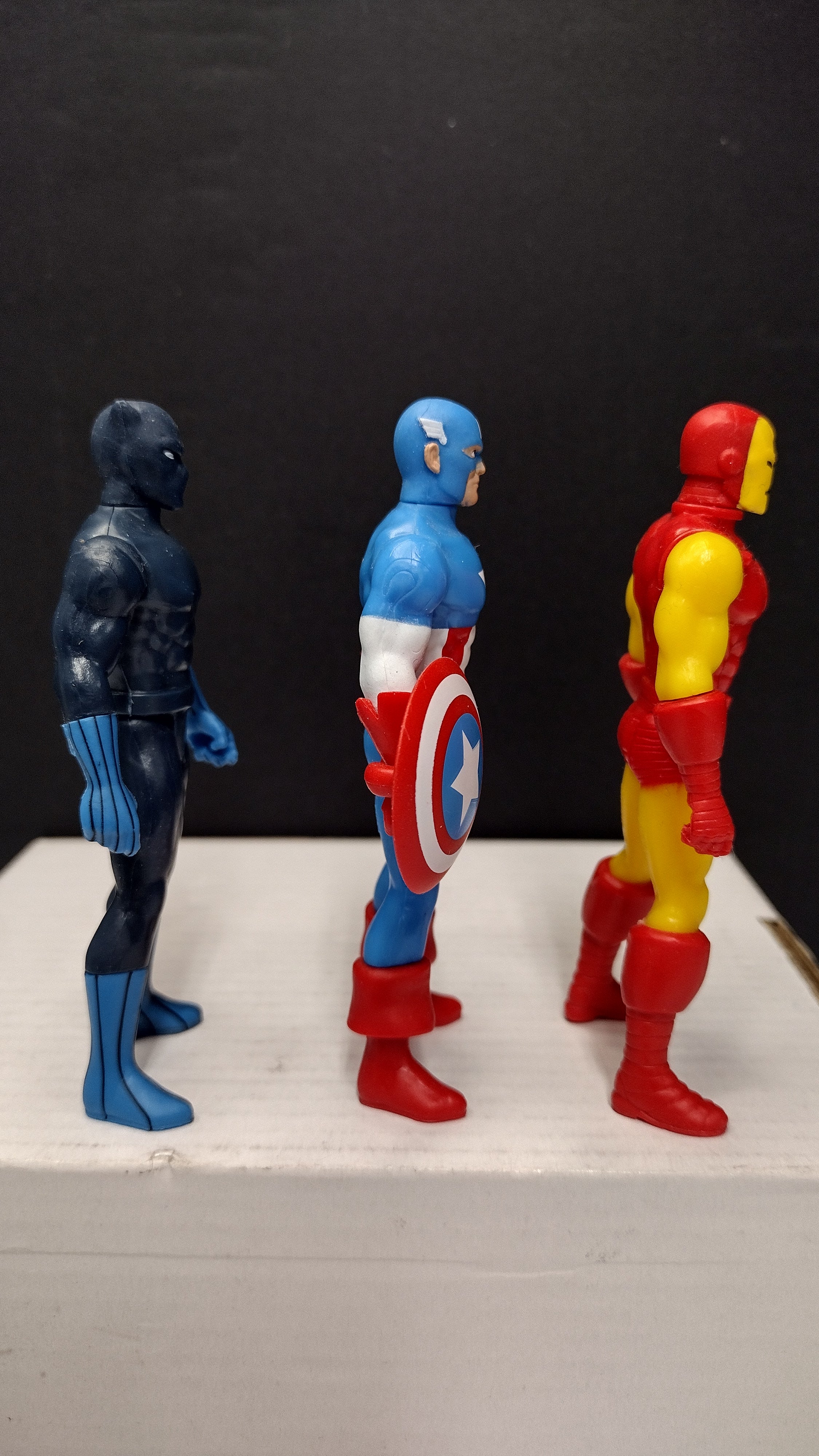 Marvel Legends Retro Collection: Avengers Core – Lot E - Captain America, Iron Man and Black Panther (Loose)