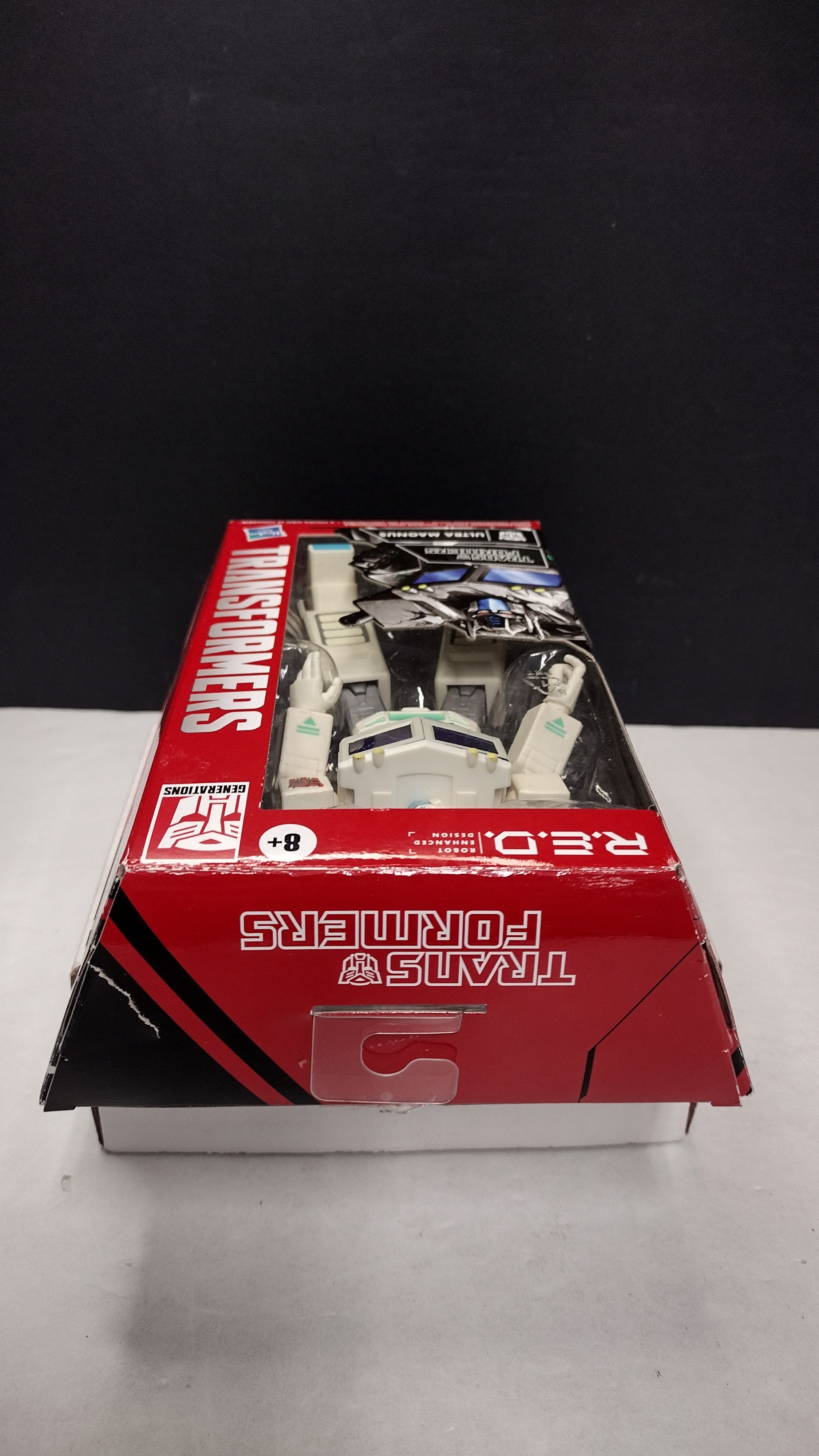 2021 Transformers R.E.D. Series Ultra Magnus 6" Figure (Open Box / Complete)