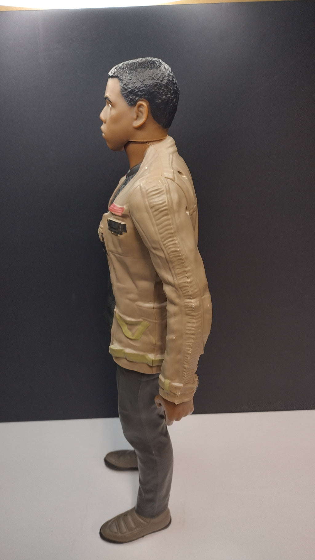 Star Wars: Episode VII The Force Awakens – Finn (Jakku) 18" Big Figures Action Figure