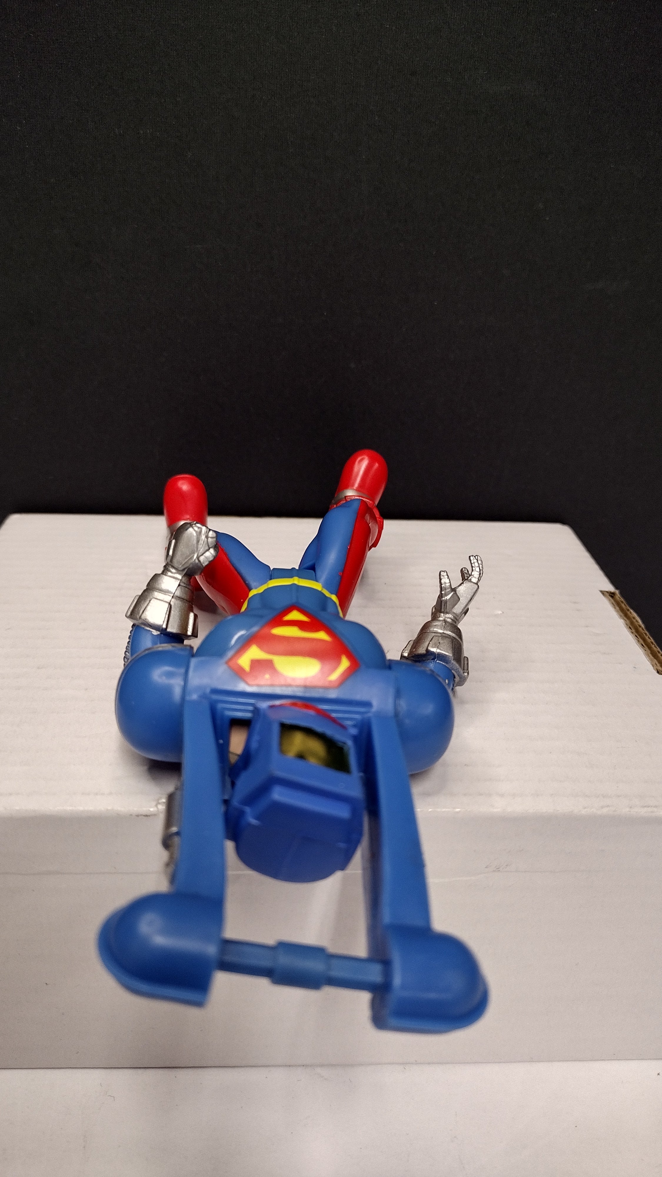 Superman Animated Series Anti-Kryptonite Superman (1997 Kenner)