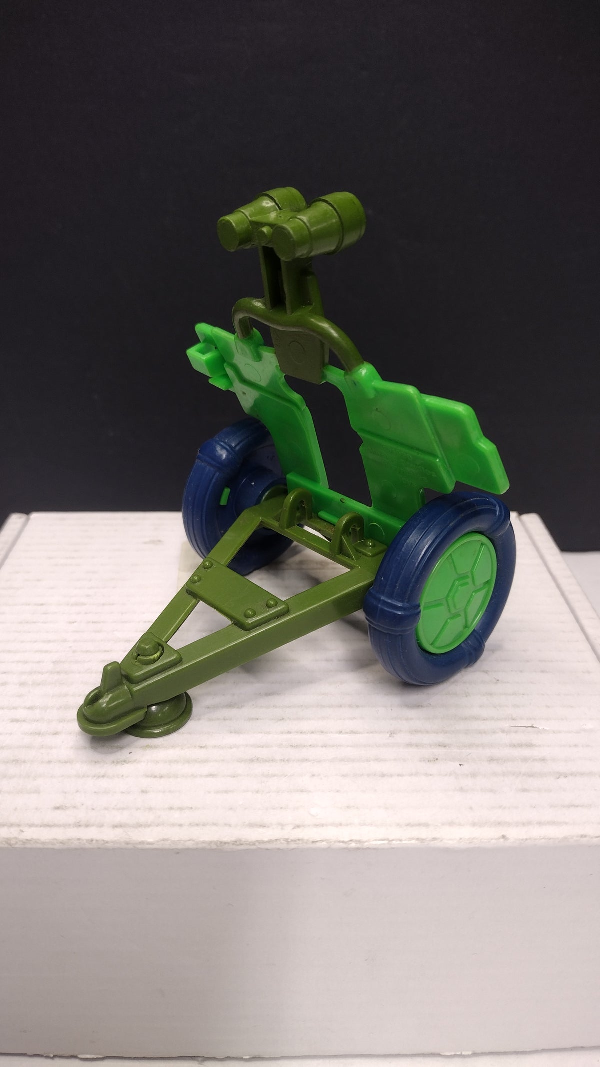 1990 TMNT Sewer Seltzer Cannon Vehicle Parts Wheelbase & Shield Portion