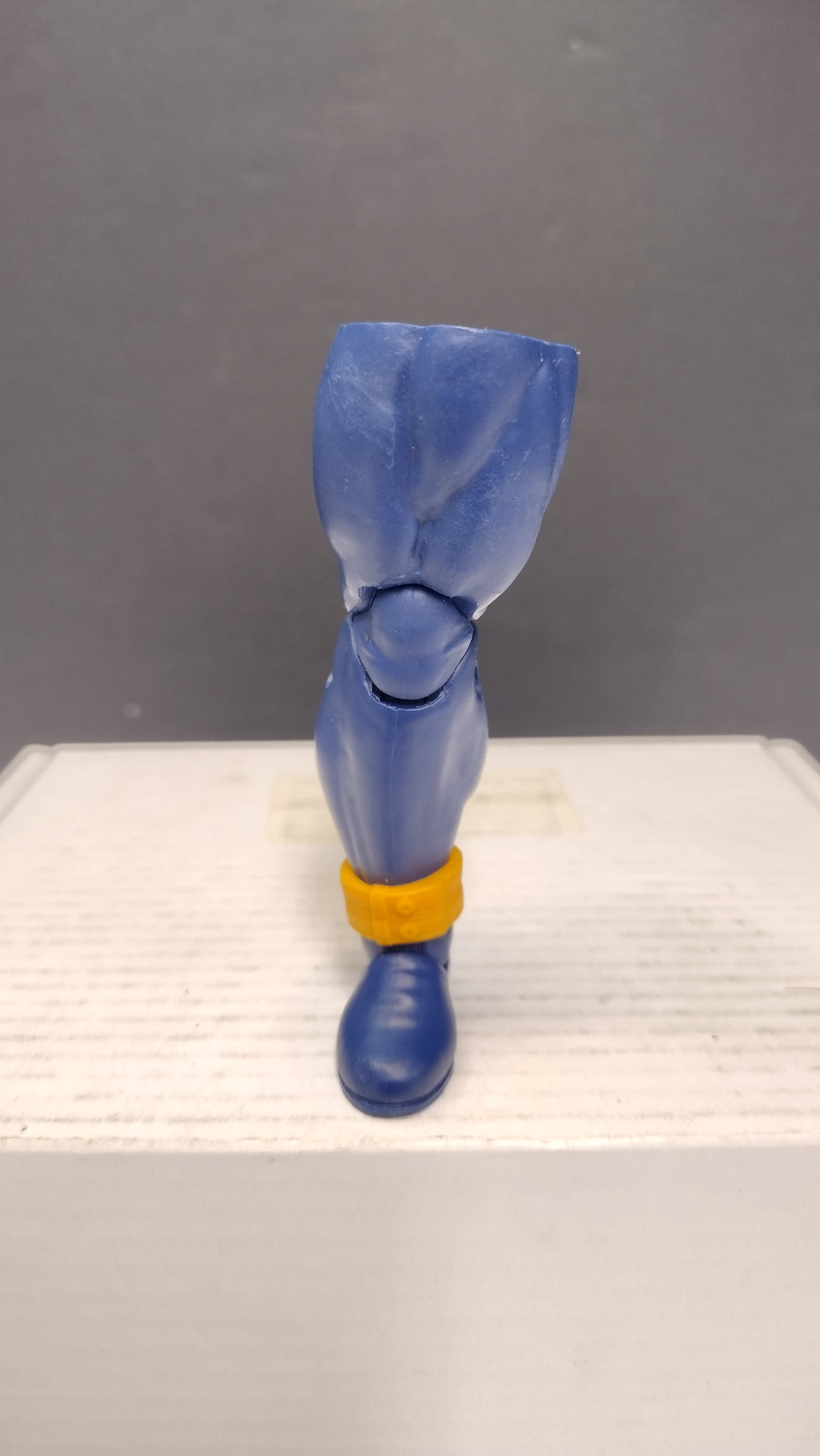Marvel Legends BAF Strong Guy Right Leg Piece Loose Part