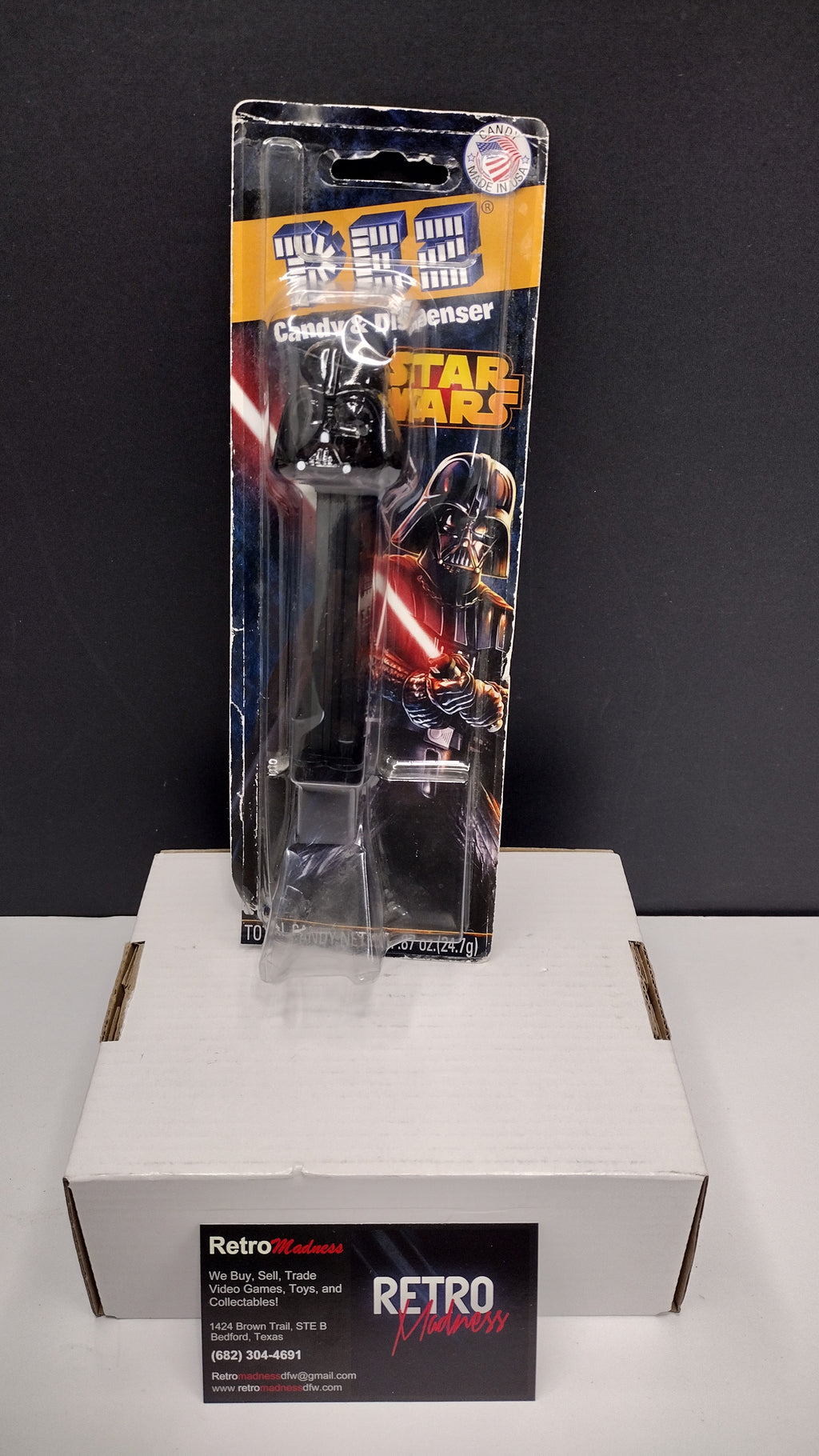 Disney Star Wars: Darth Vader Pez Dispenser – (No Candy Included)