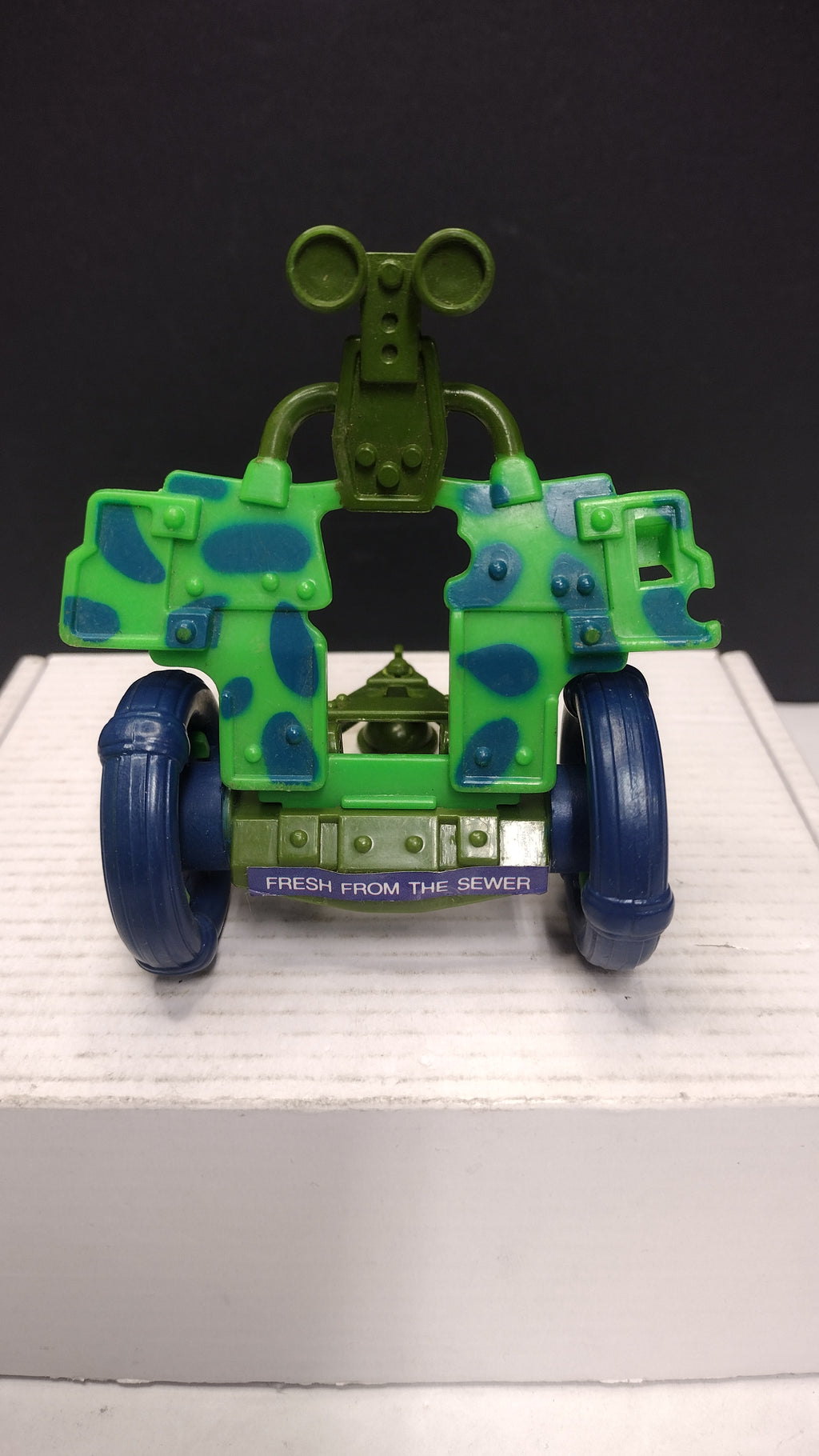 1990 TMNT Sewer Seltzer Cannon Vehicle Parts Wheelbase & Shield Portion