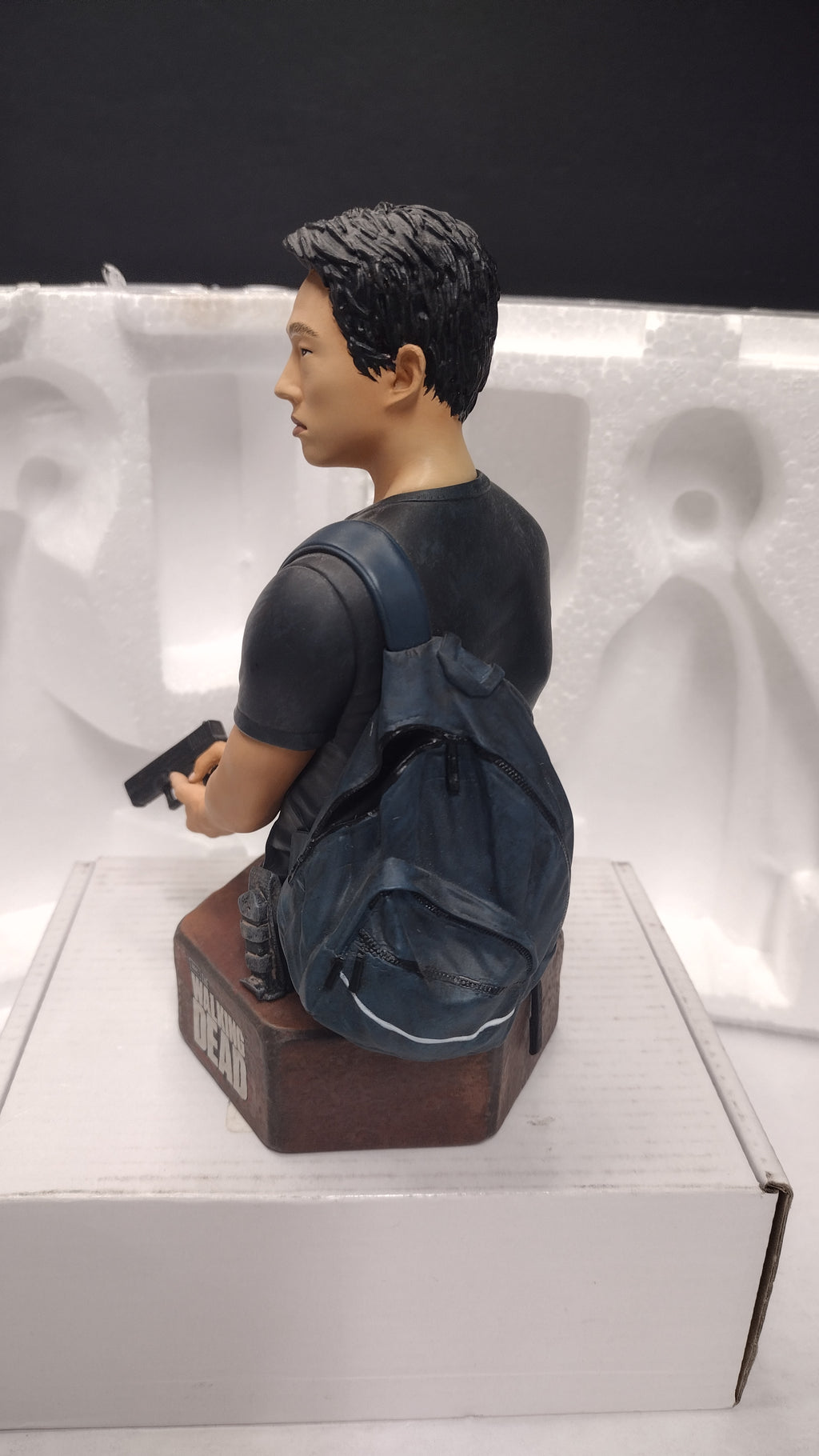 2015 Gentle Giant The Walking Dead Glenn Rhee Limited Edition Mini Bust Statue #106 (Open Box / Great Condition)