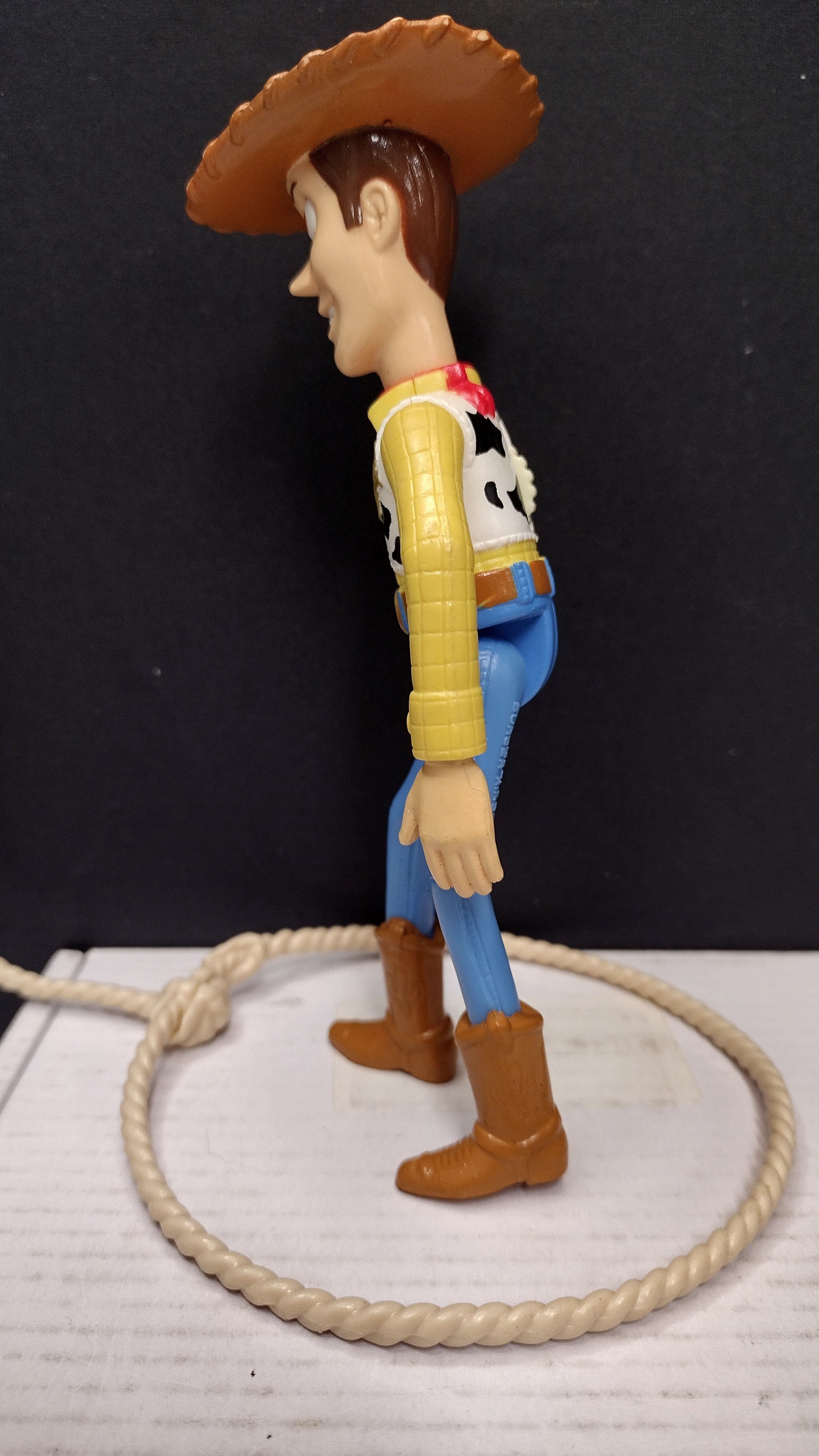 Vintage 1995 Disney Pixar Toy Story Sheriff Woody Burger King Kids Club Plastic Figure with Lasso (Loose)