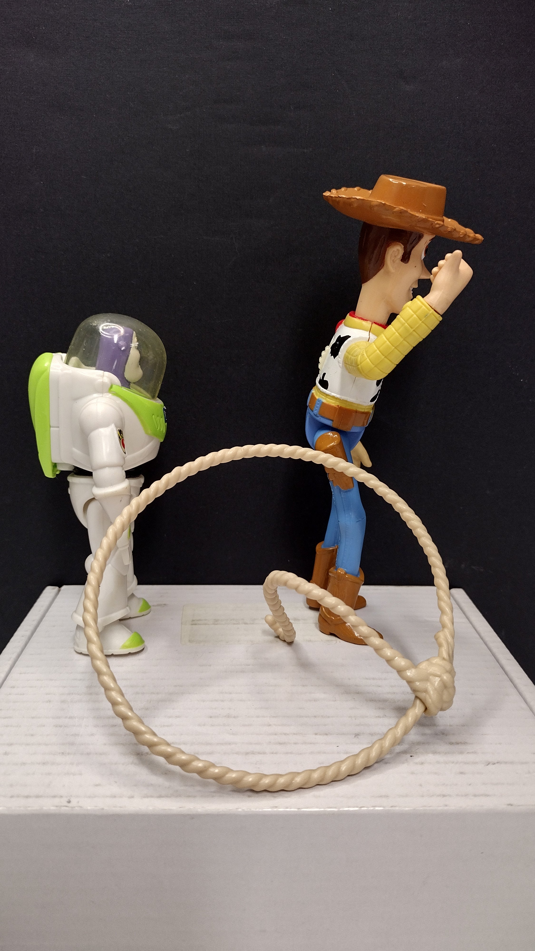 Vintage 1995 Disney Pixar Toy Story Woody & Buzz Lightyear All-Plastic Burger King Figures Lot (With Lasso)